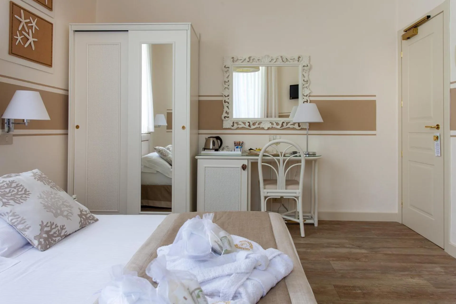 Photo of the whole room, Bed in Hotel Olimpia