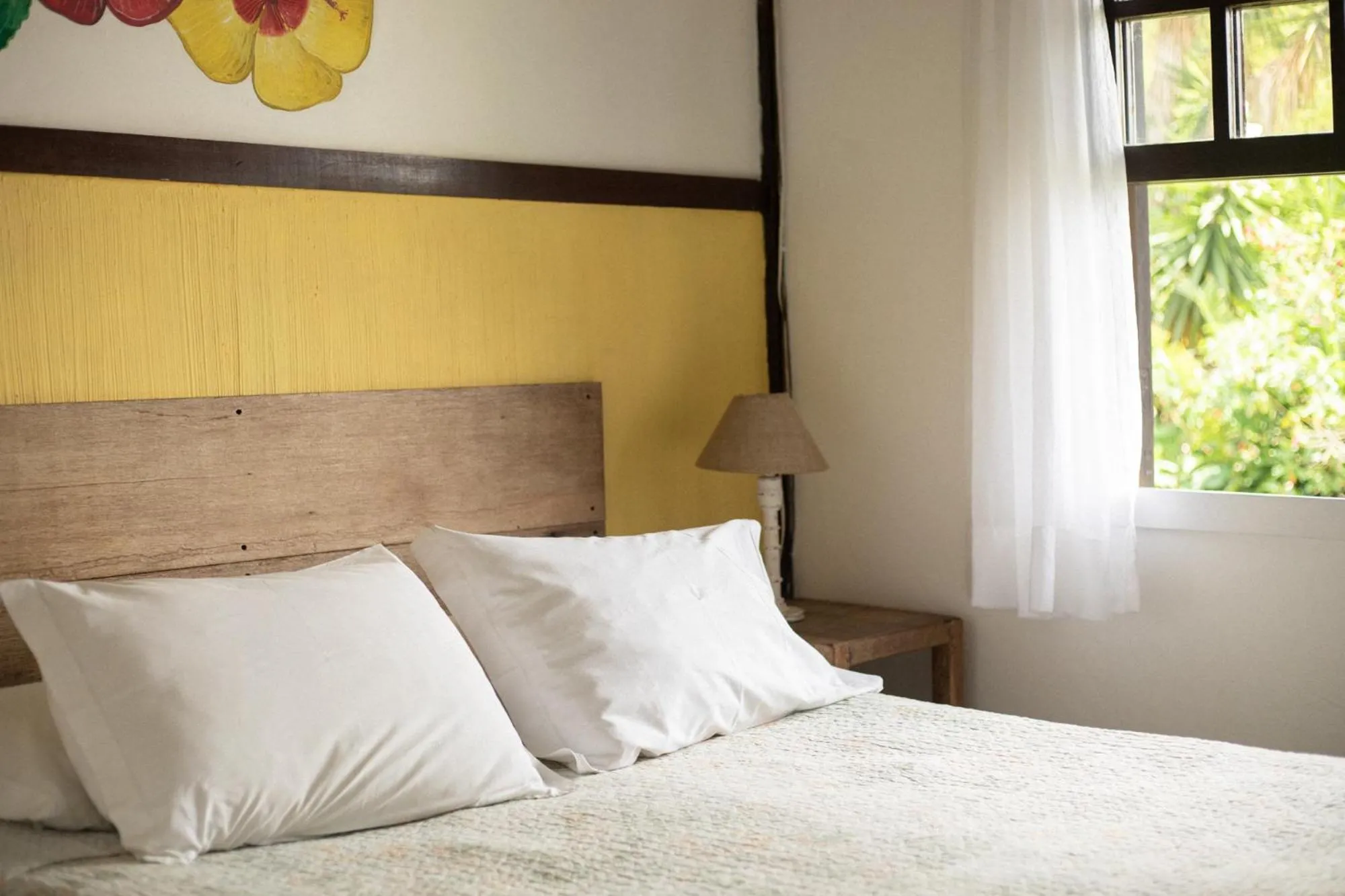 Bed in Hibiscus Beach