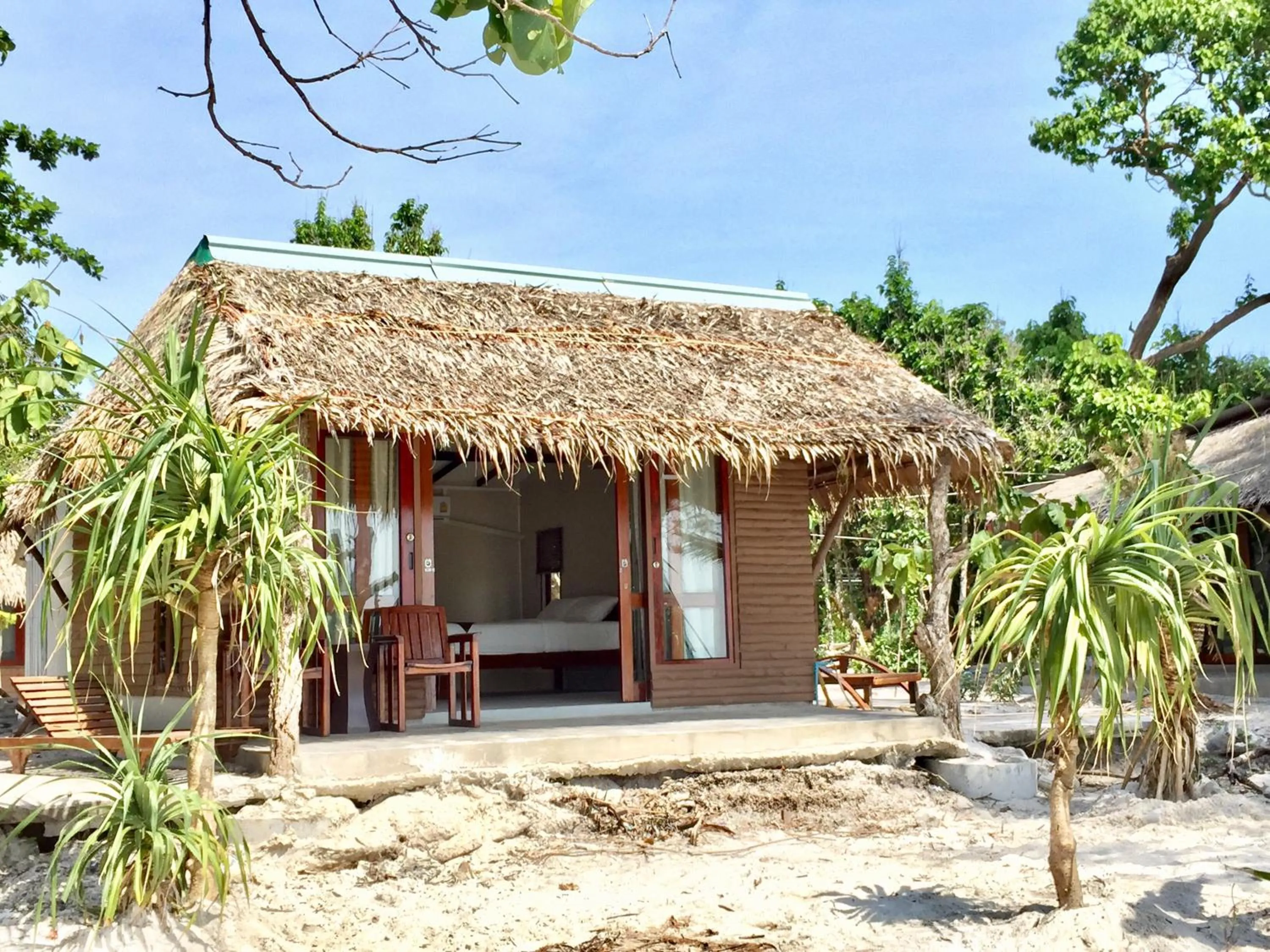 Property building in Ailay