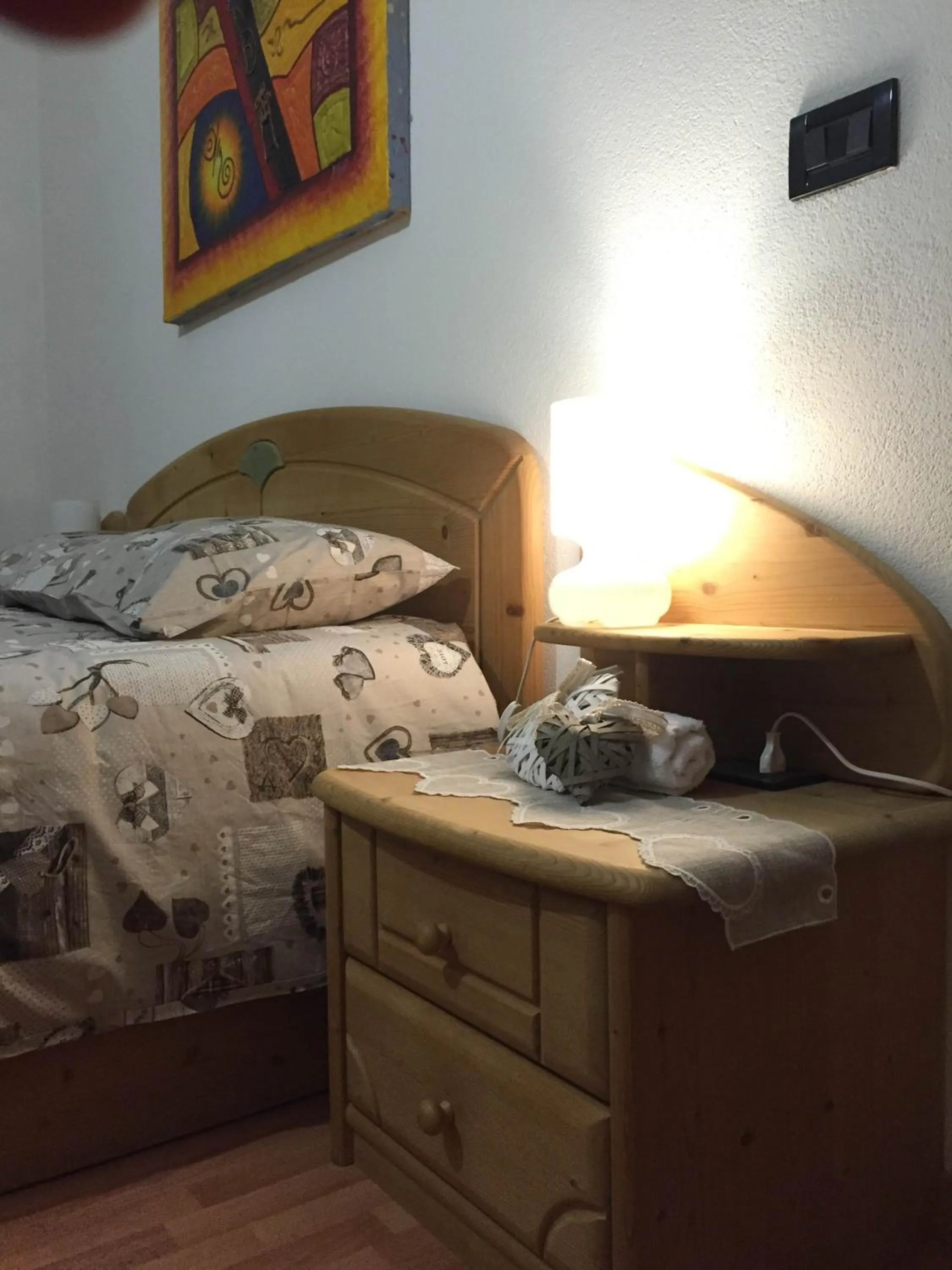 Decorative detail, Bed in B&B Rosso Pila