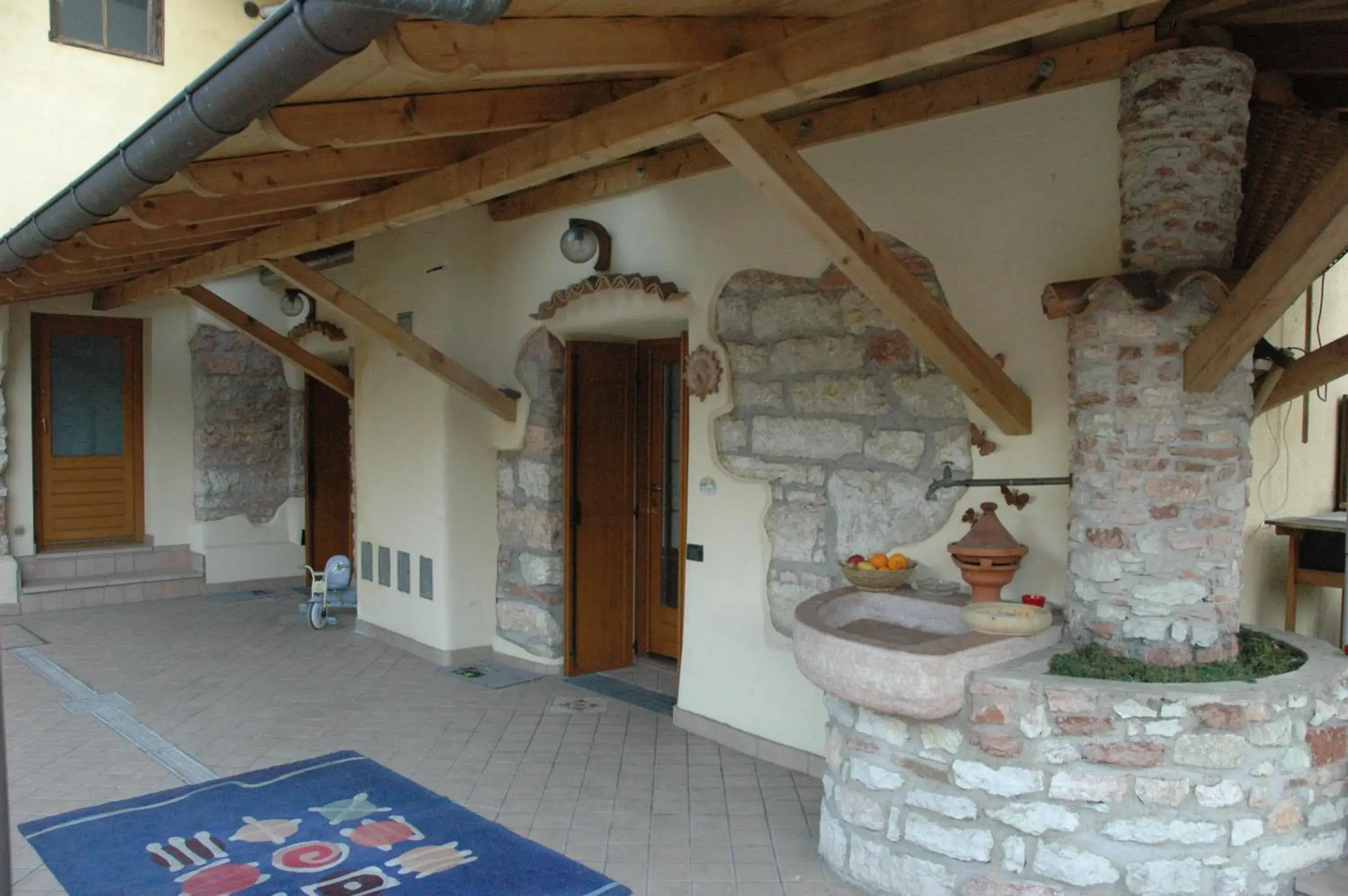 B&B Rosso Pila B&B Rosso Pila