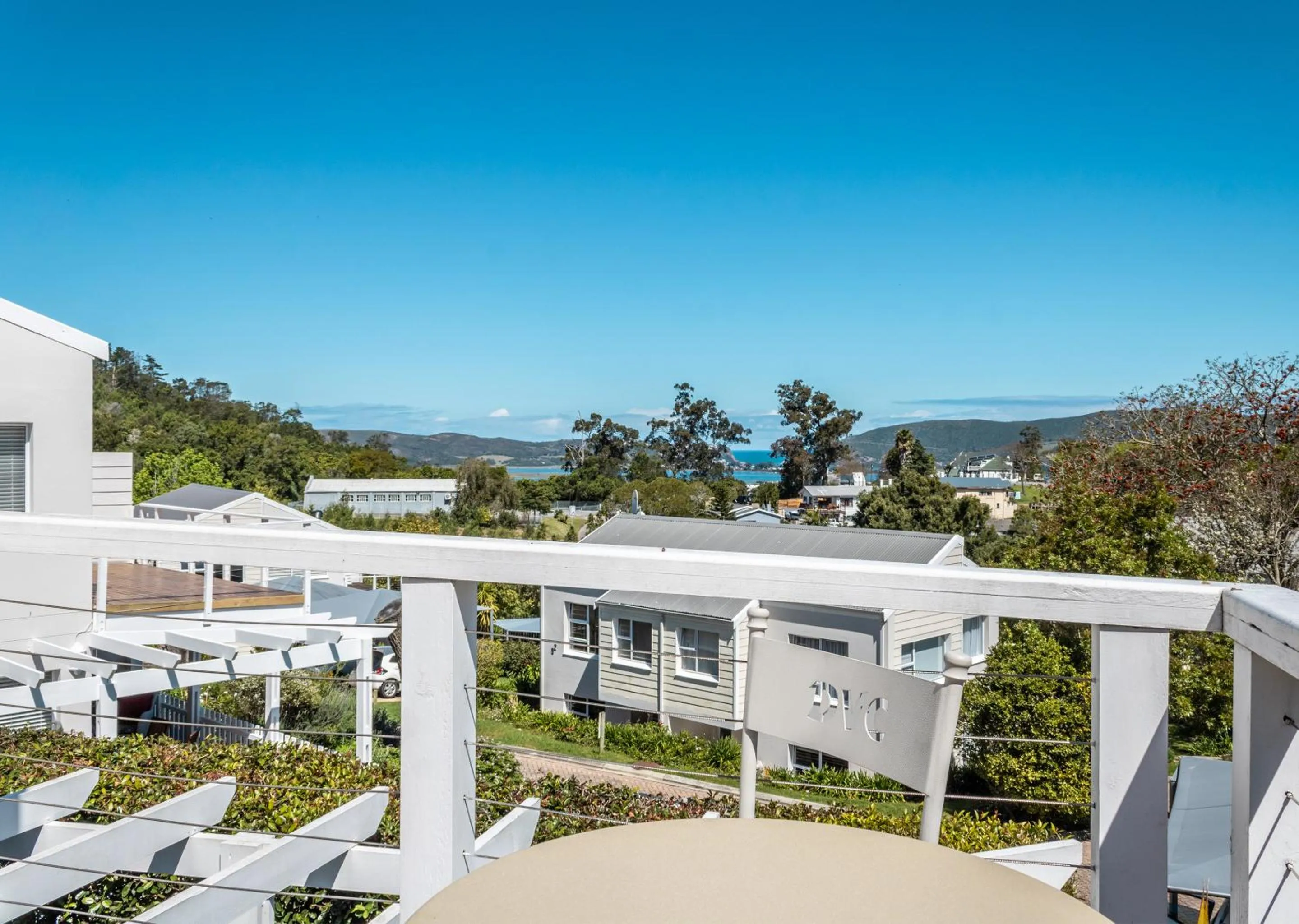 Property building in Oaklands On The Knoll by Dream Resorts