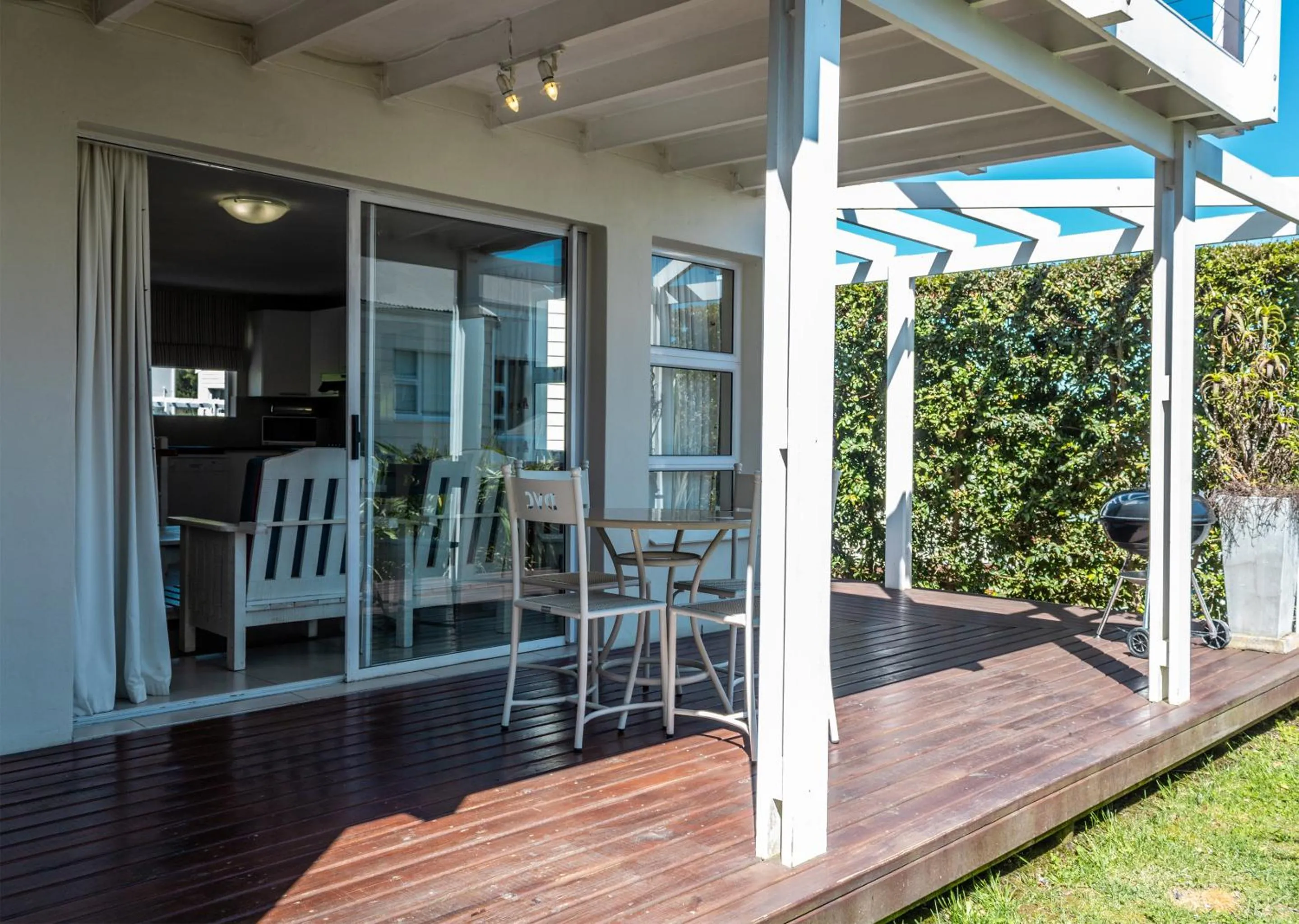 Property building in Oaklands On The Knoll by Dream Resorts