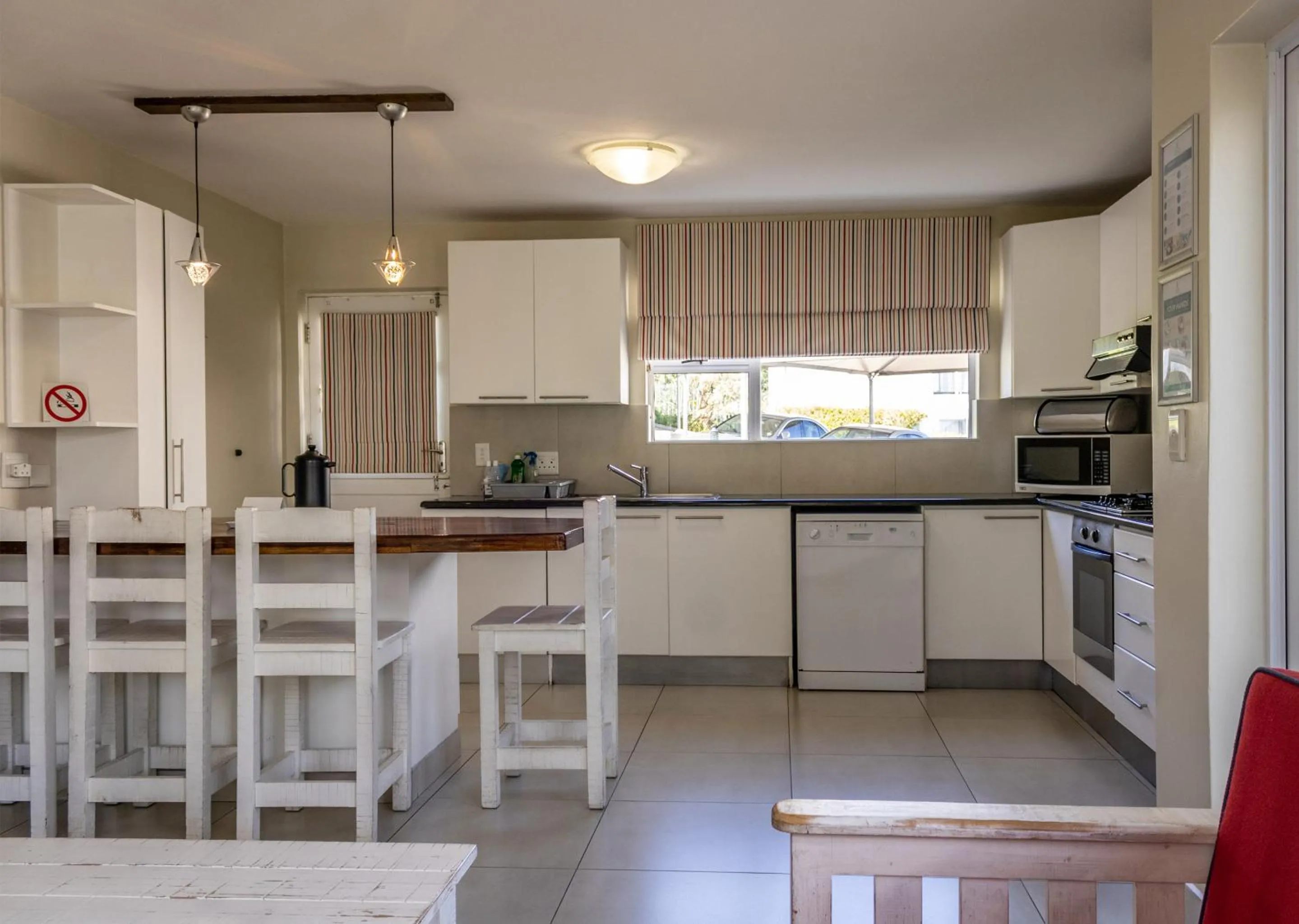 Kitchen or kitchenette in Oaklands On The Knoll by Dream Resorts