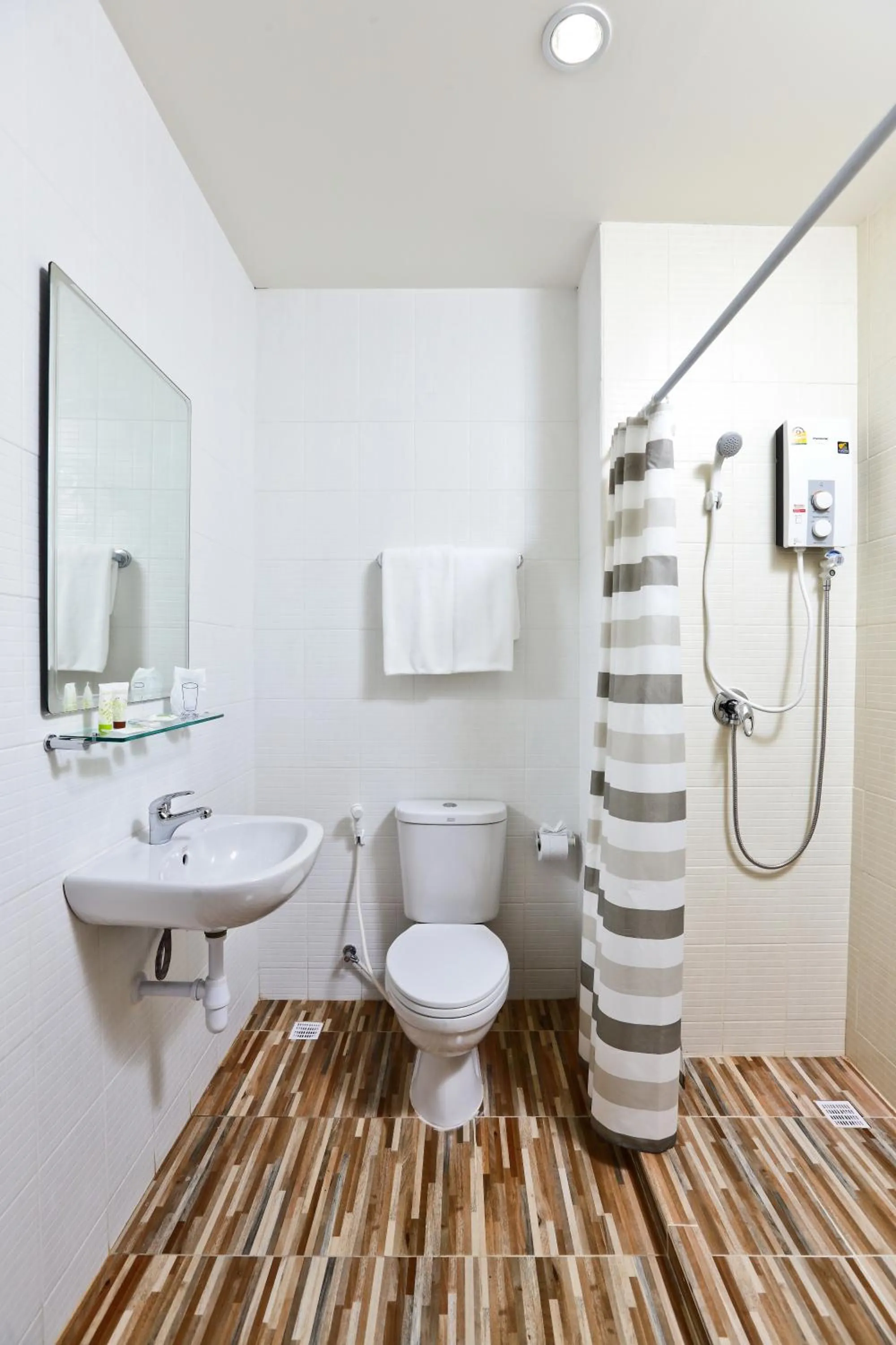 Bathroom in Rangh Place