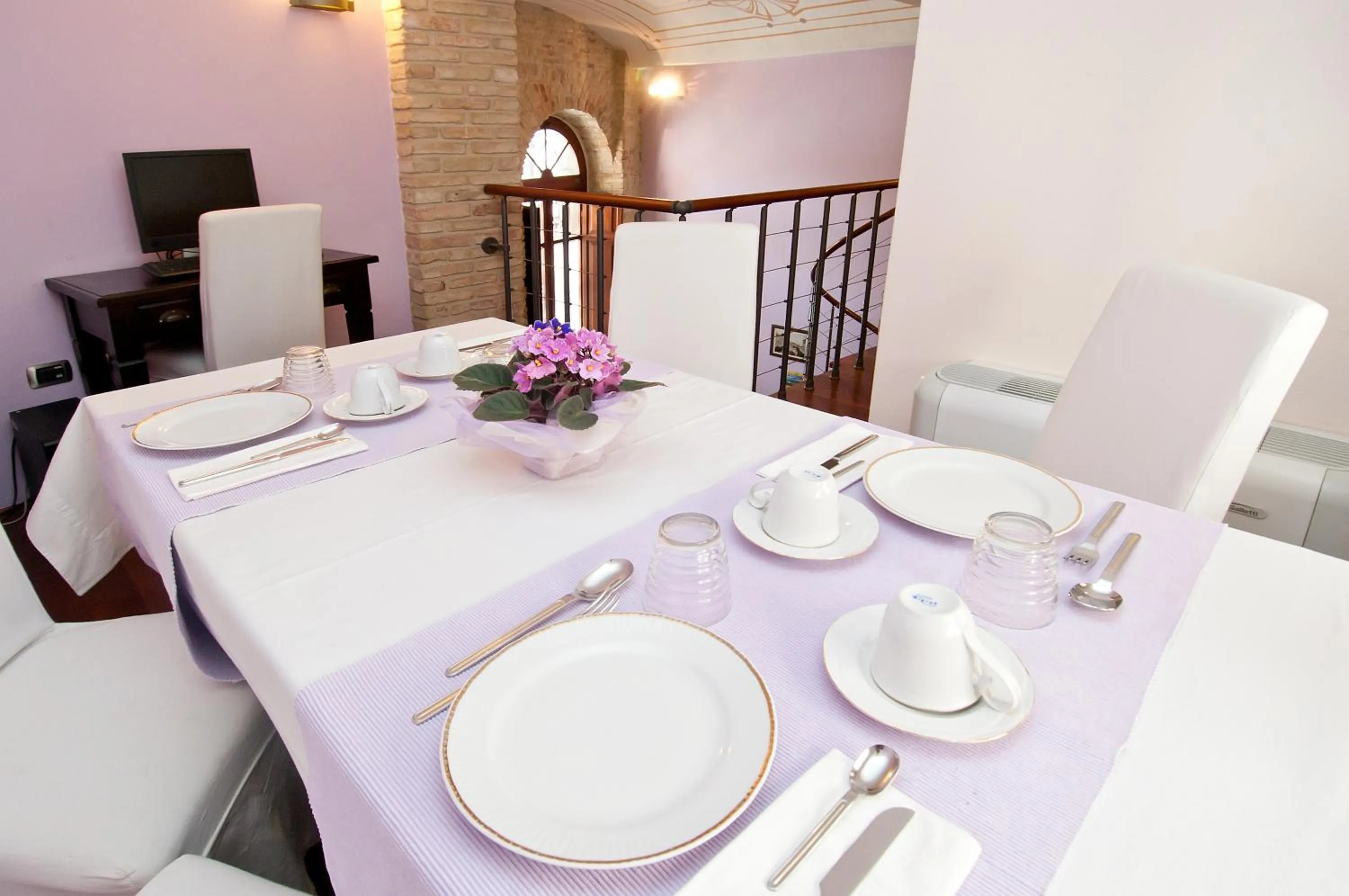 Restaurant/places to eat in Sa Domu Cheta