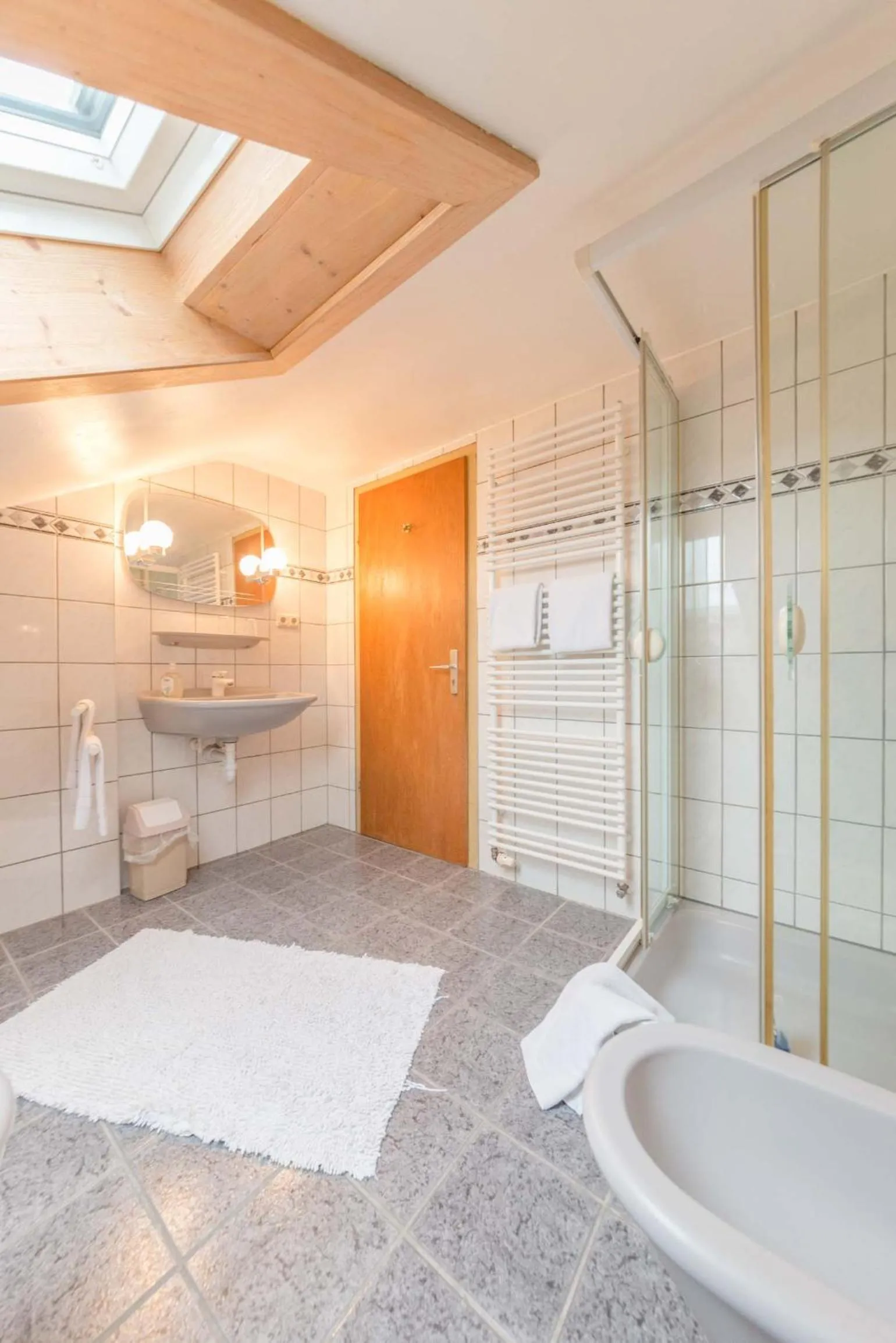 Shower in Pension Freiheit