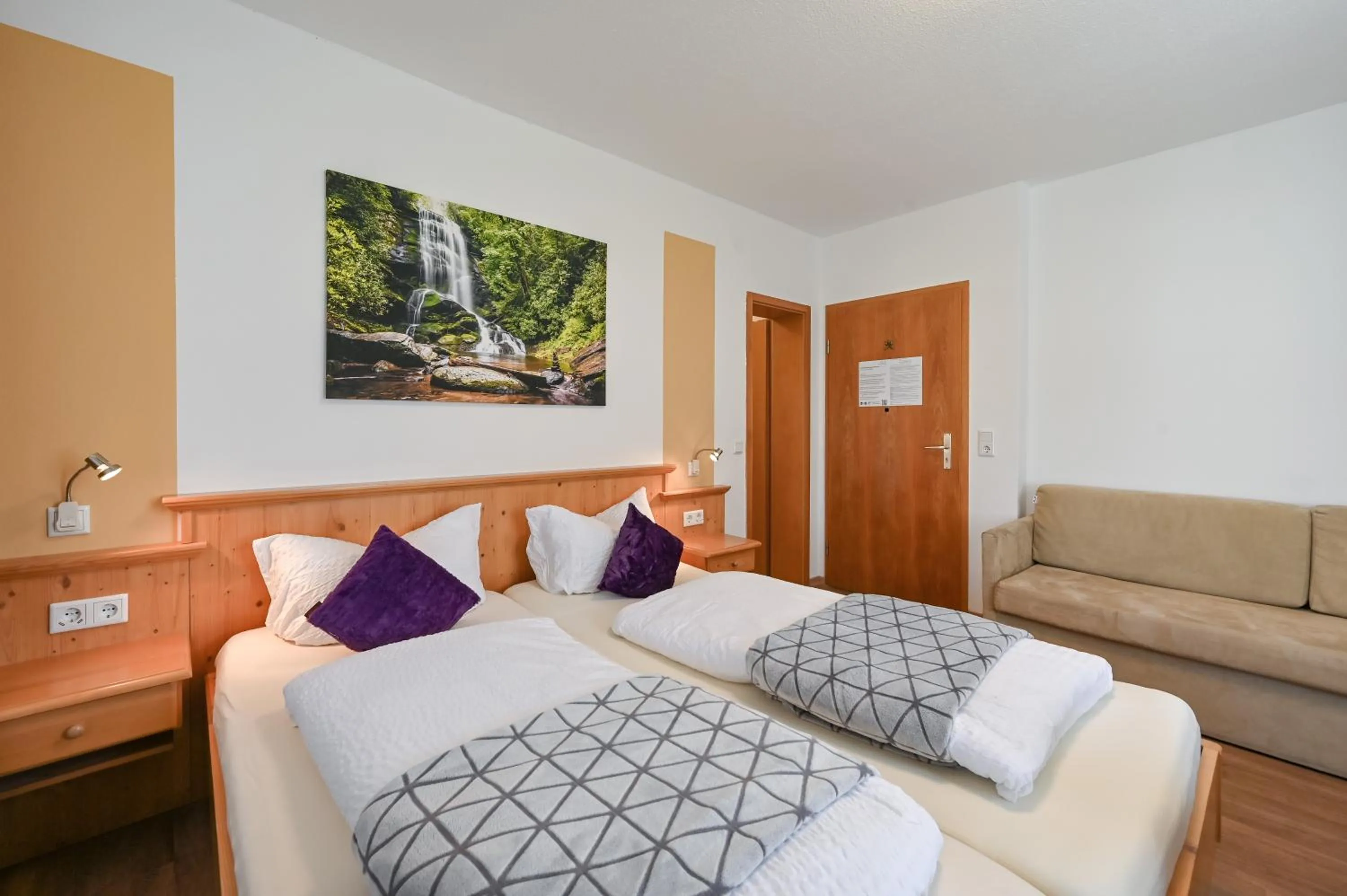 Bed in Pension Freiheit