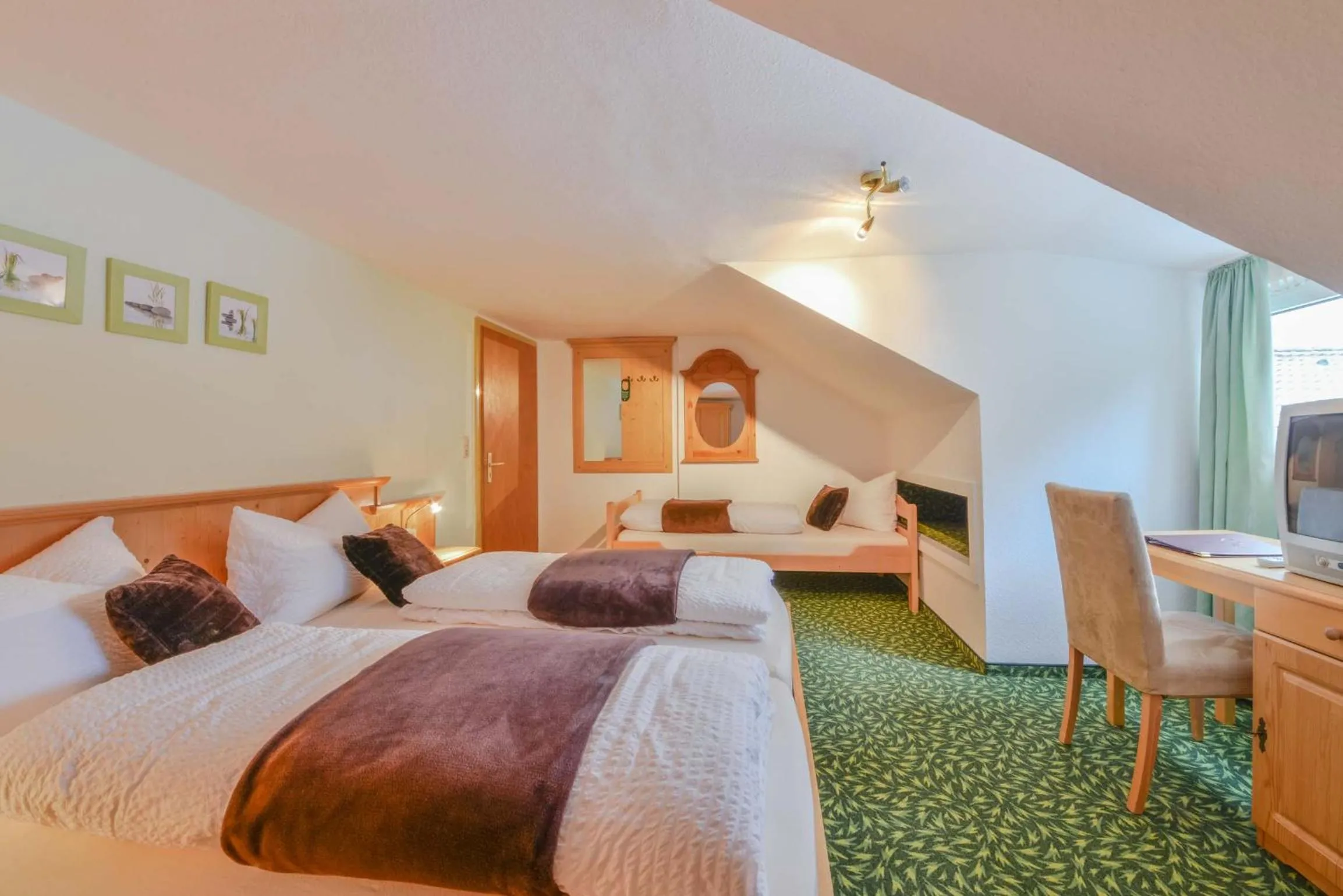 Bed in Pension Freiheit