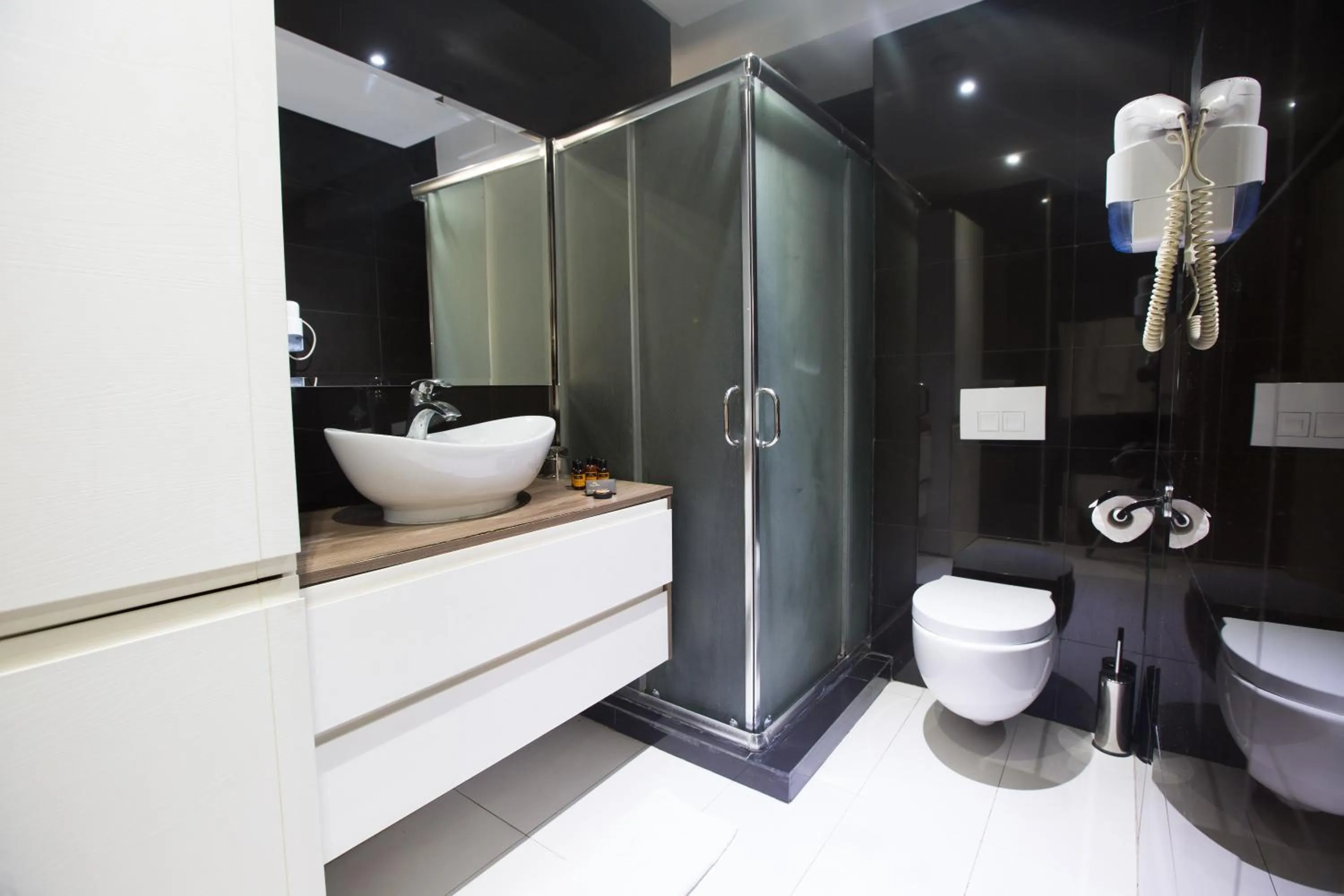 Bathroom in The Fourteen Luxury Boutique Hotel