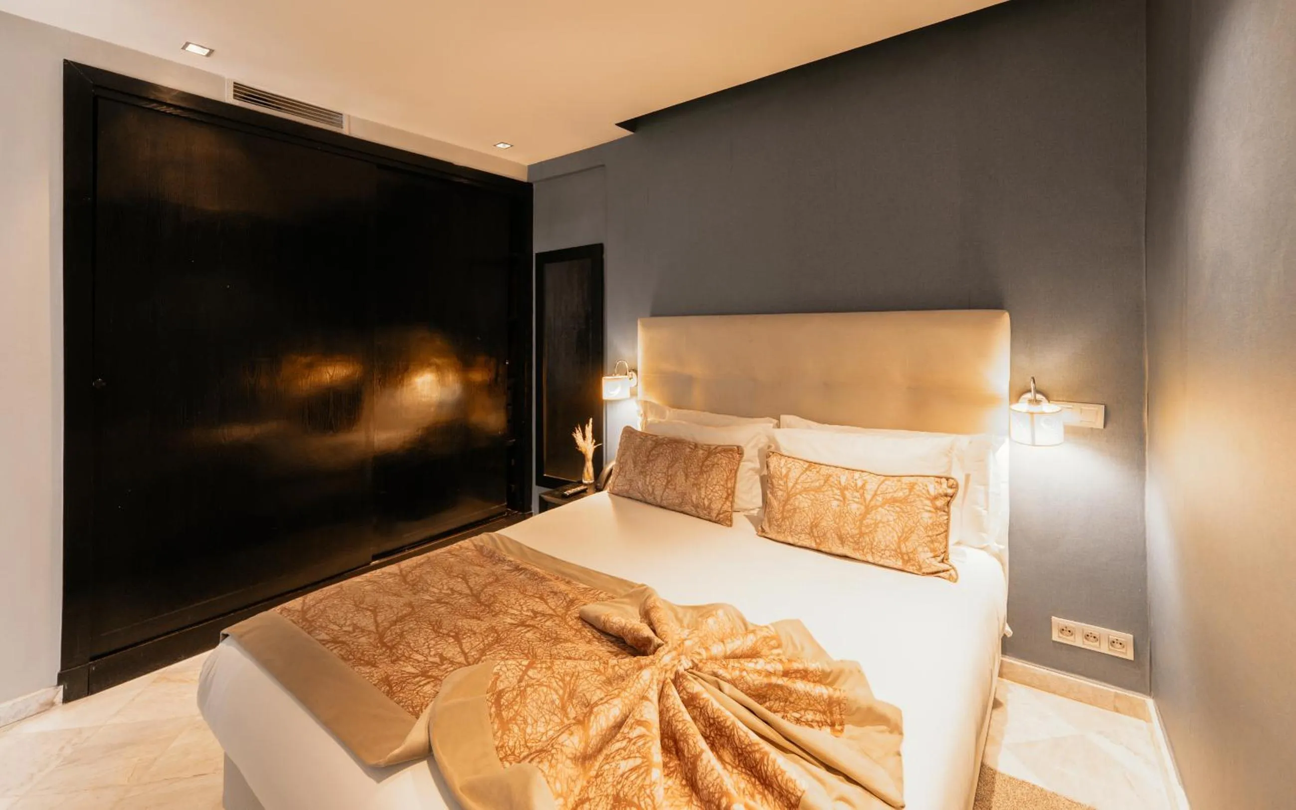 Bed in The Fourteen Luxury Boutique Hotel & SPA