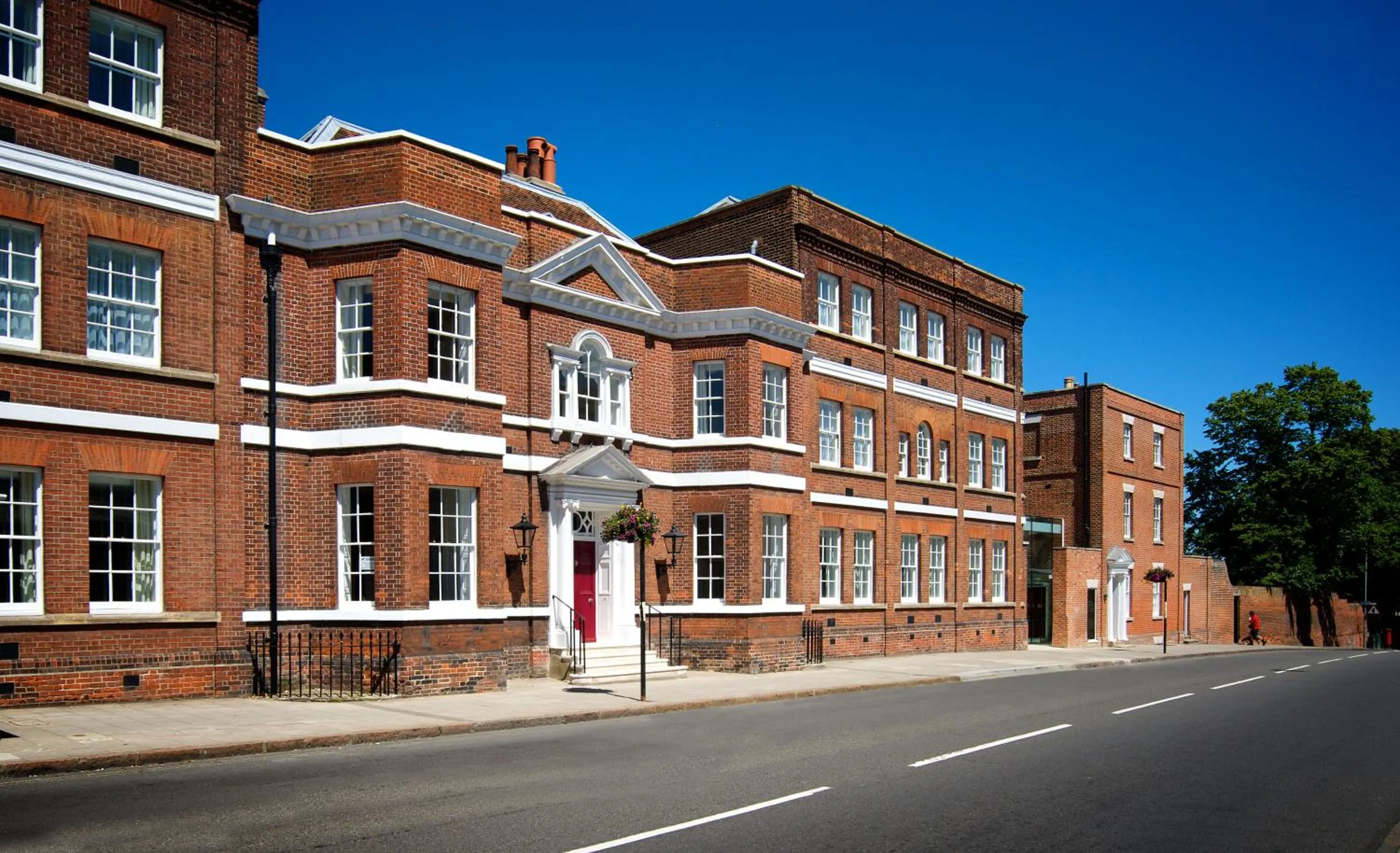 Facade/entrance in GreyFriars