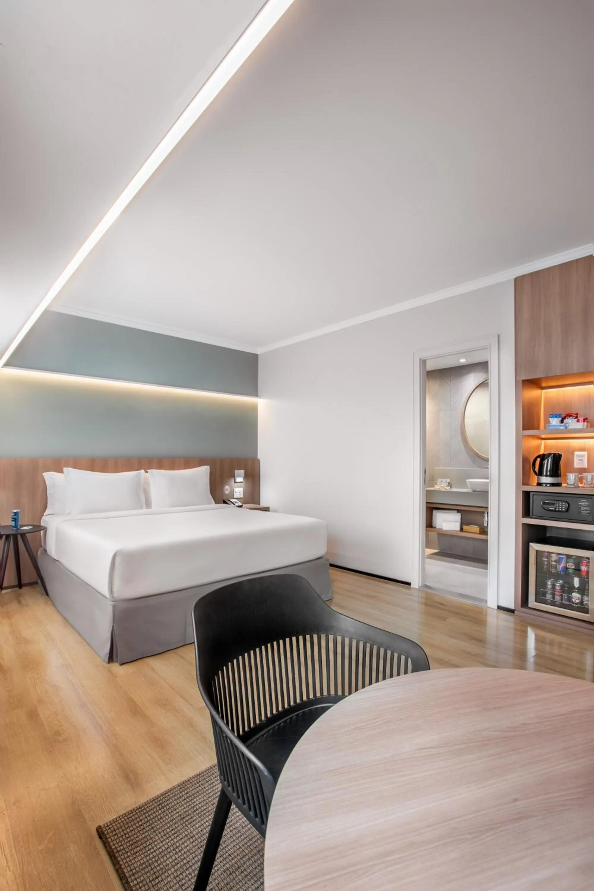 View (from property/room), Bed in INNSiDE by Meliá São Paulo Iguatemi