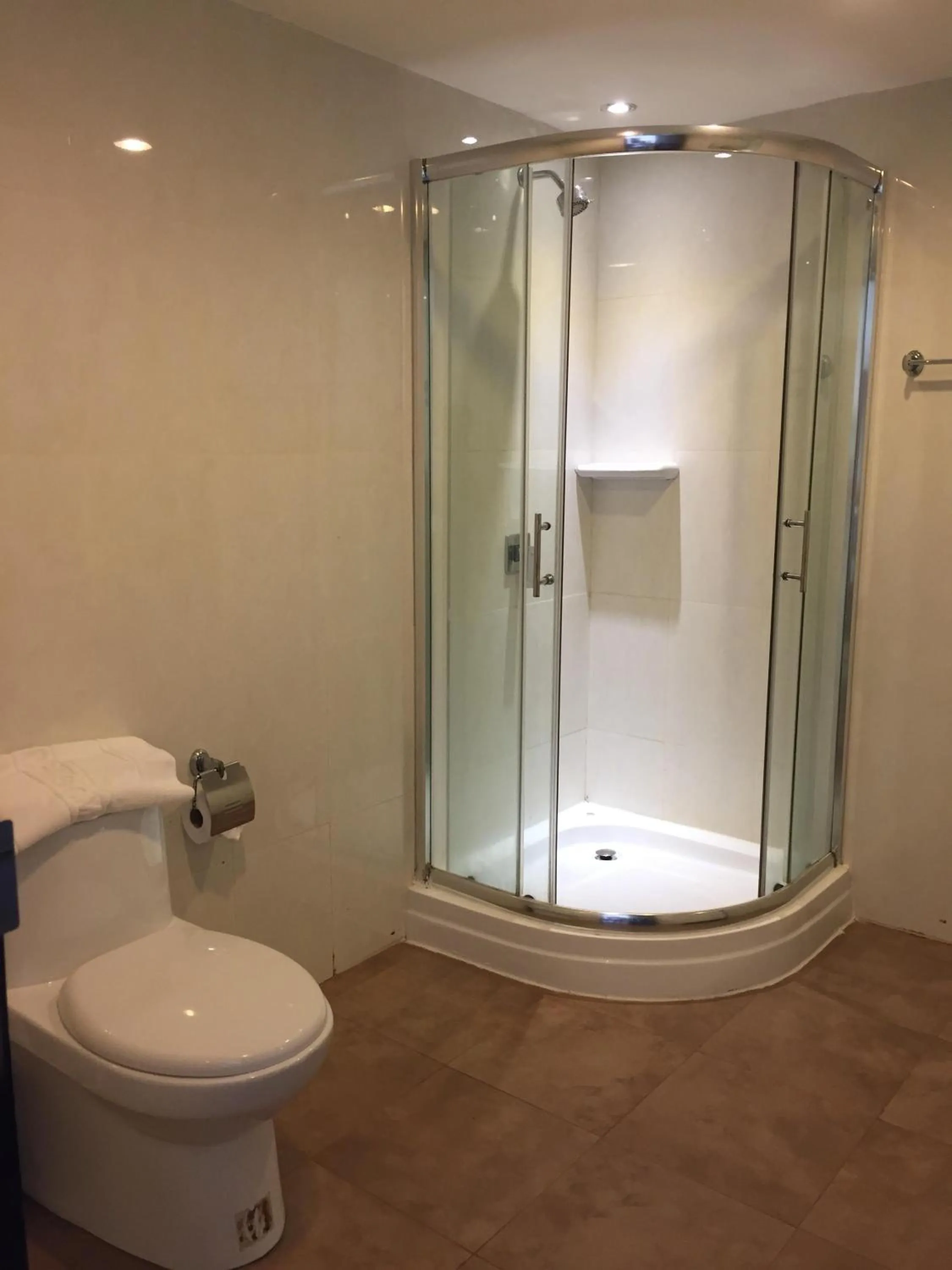 Bathroom in Arcadia Maephim Serviced Apartments