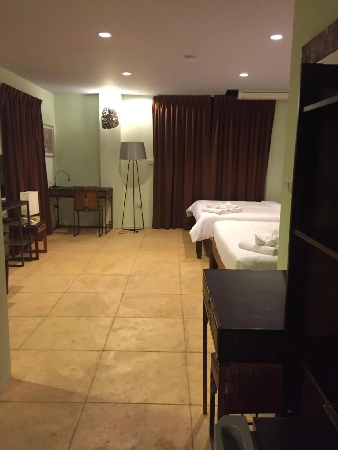 Seating area, Bed in Arcadia Maephim Serviced Apartments