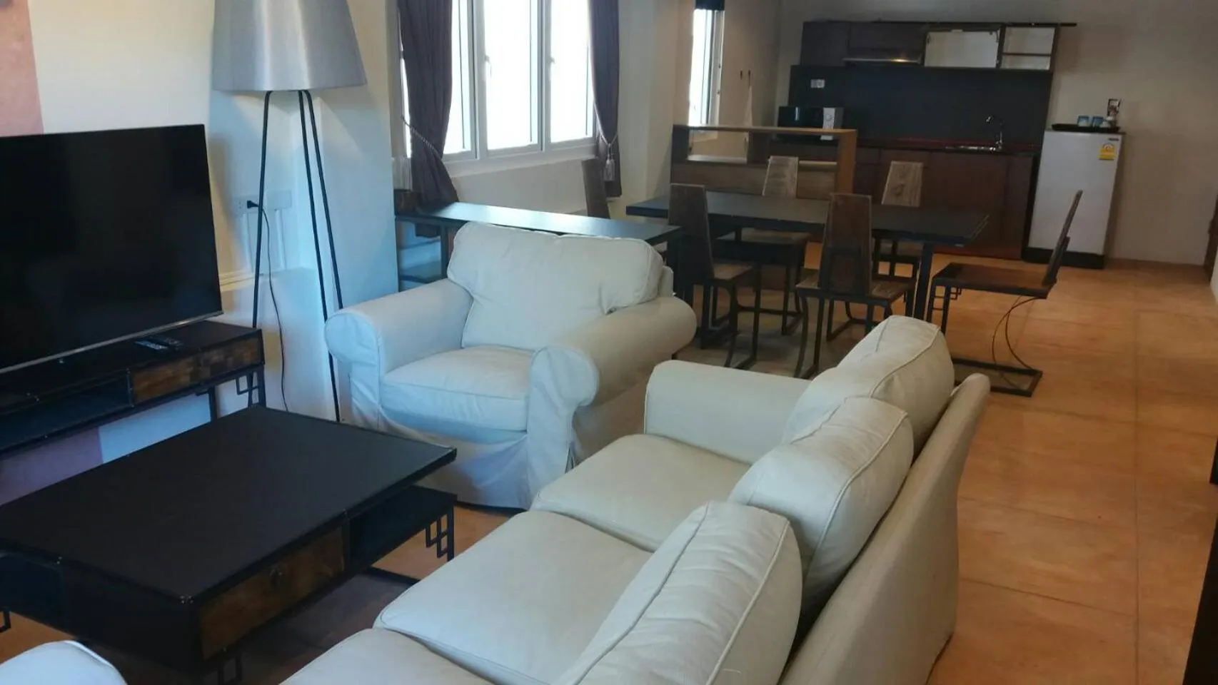 Lobby or reception in Arcadia Maephim Serviced Apartments