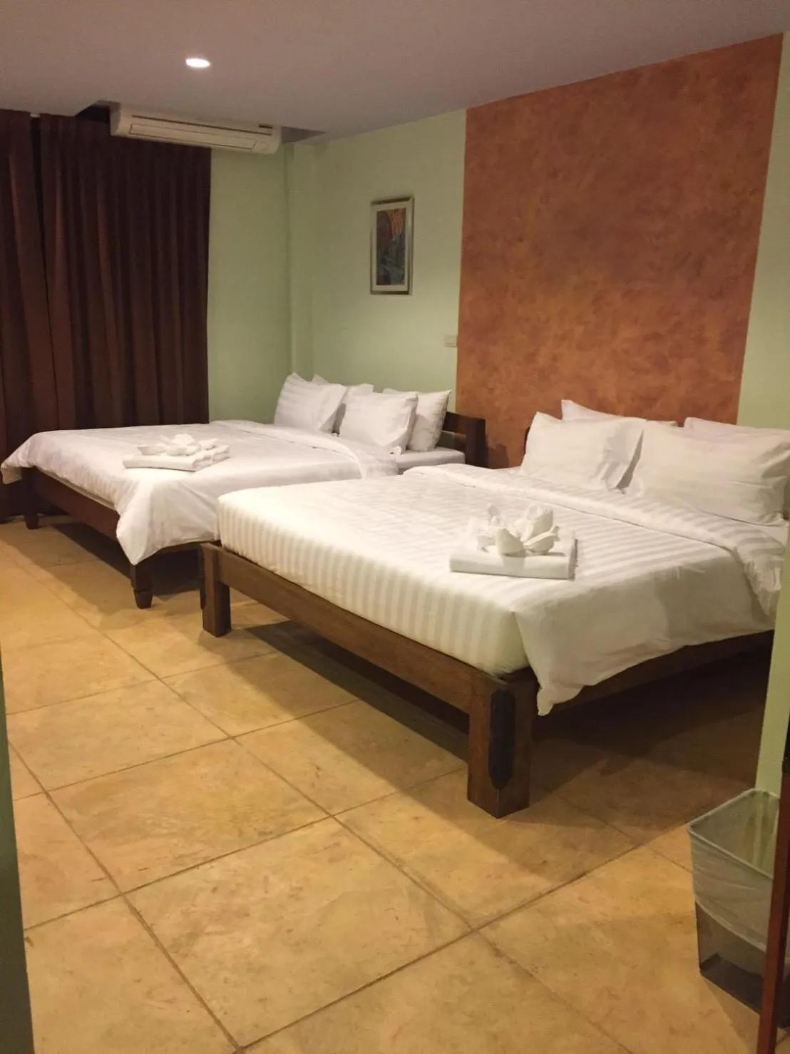 Bed in Arcadia Maephim Serviced Apartments