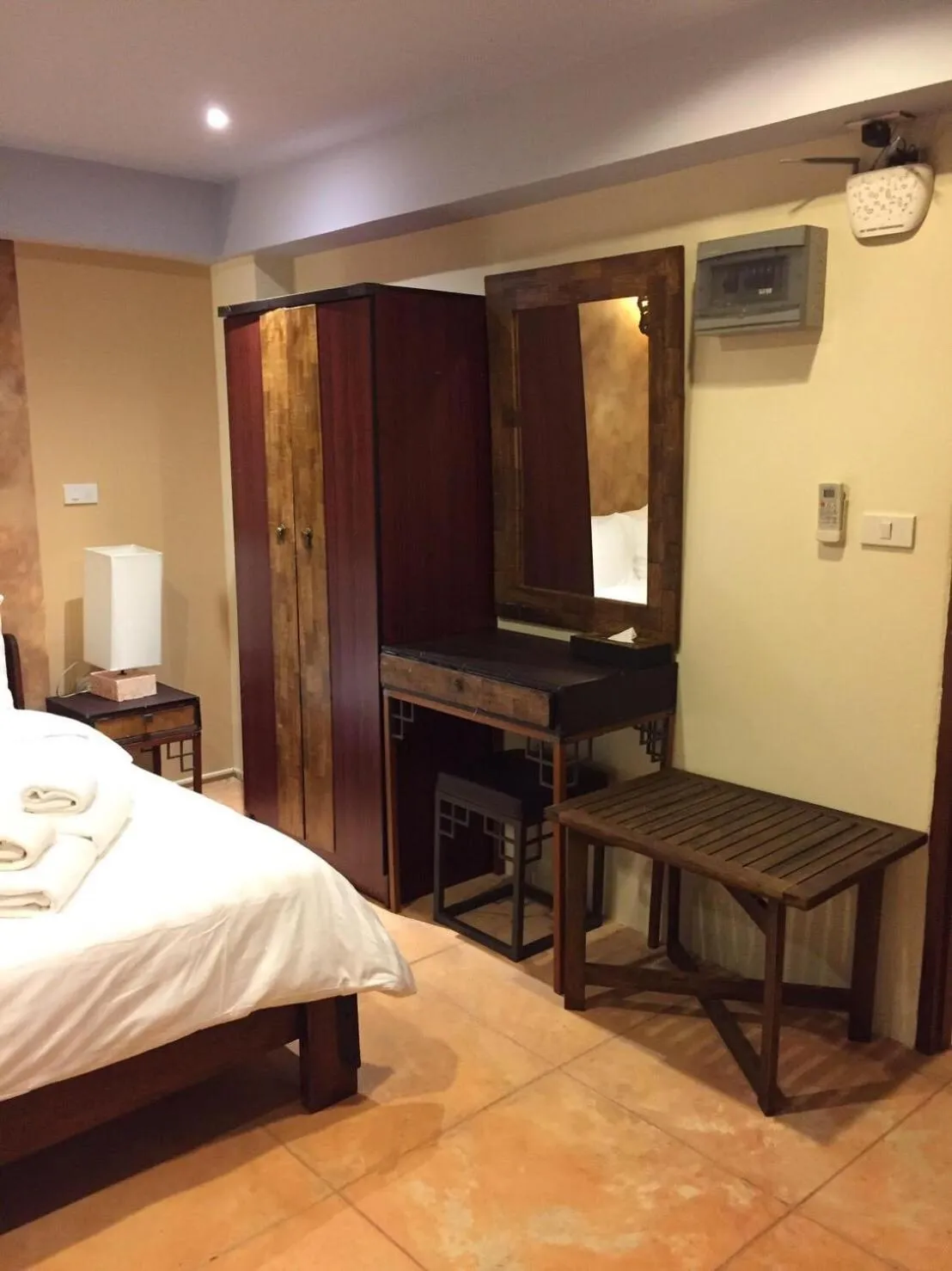 Bed in Arcadia Maephim Serviced Apartments
