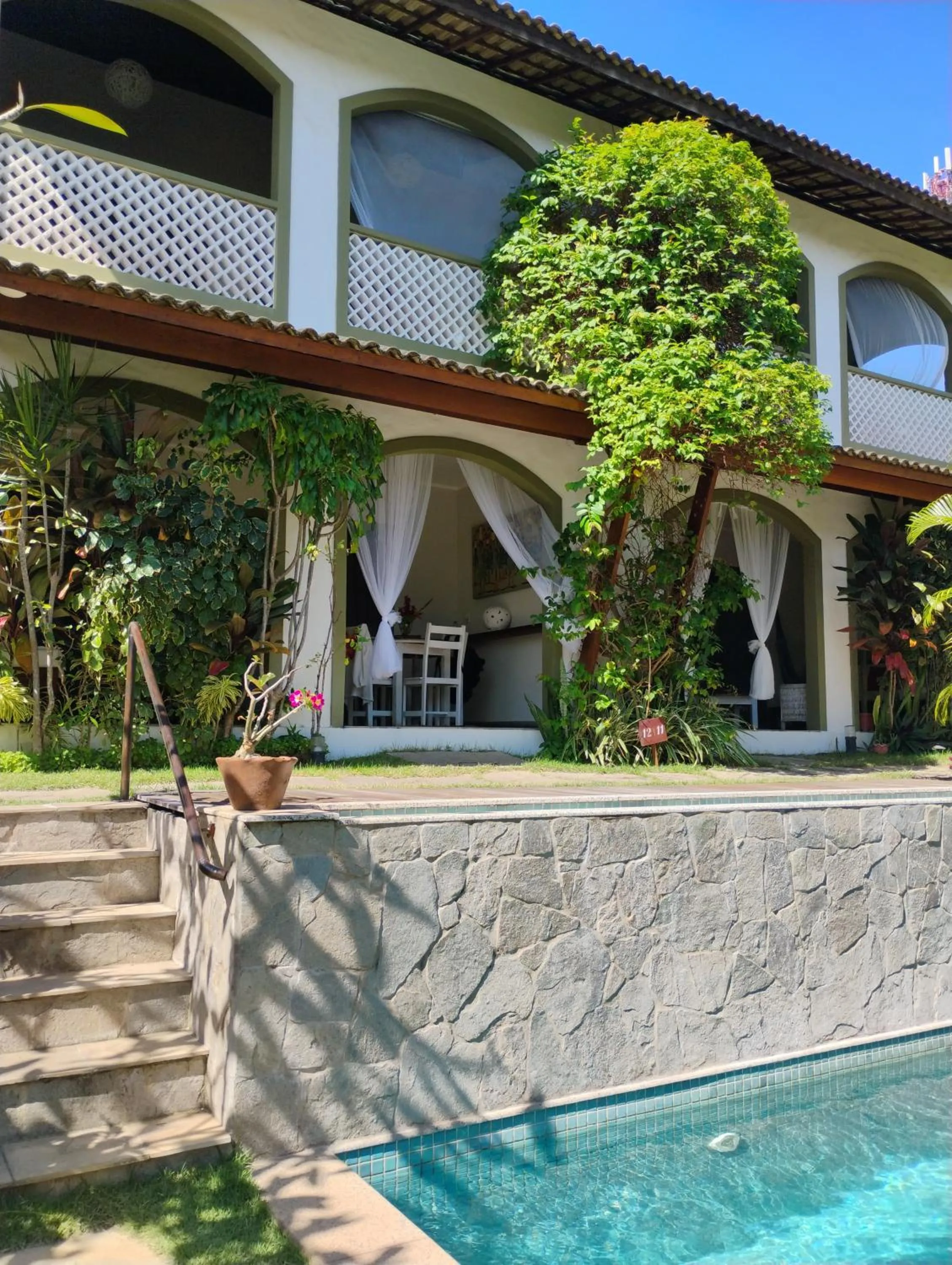 Property building in Flor da Mata