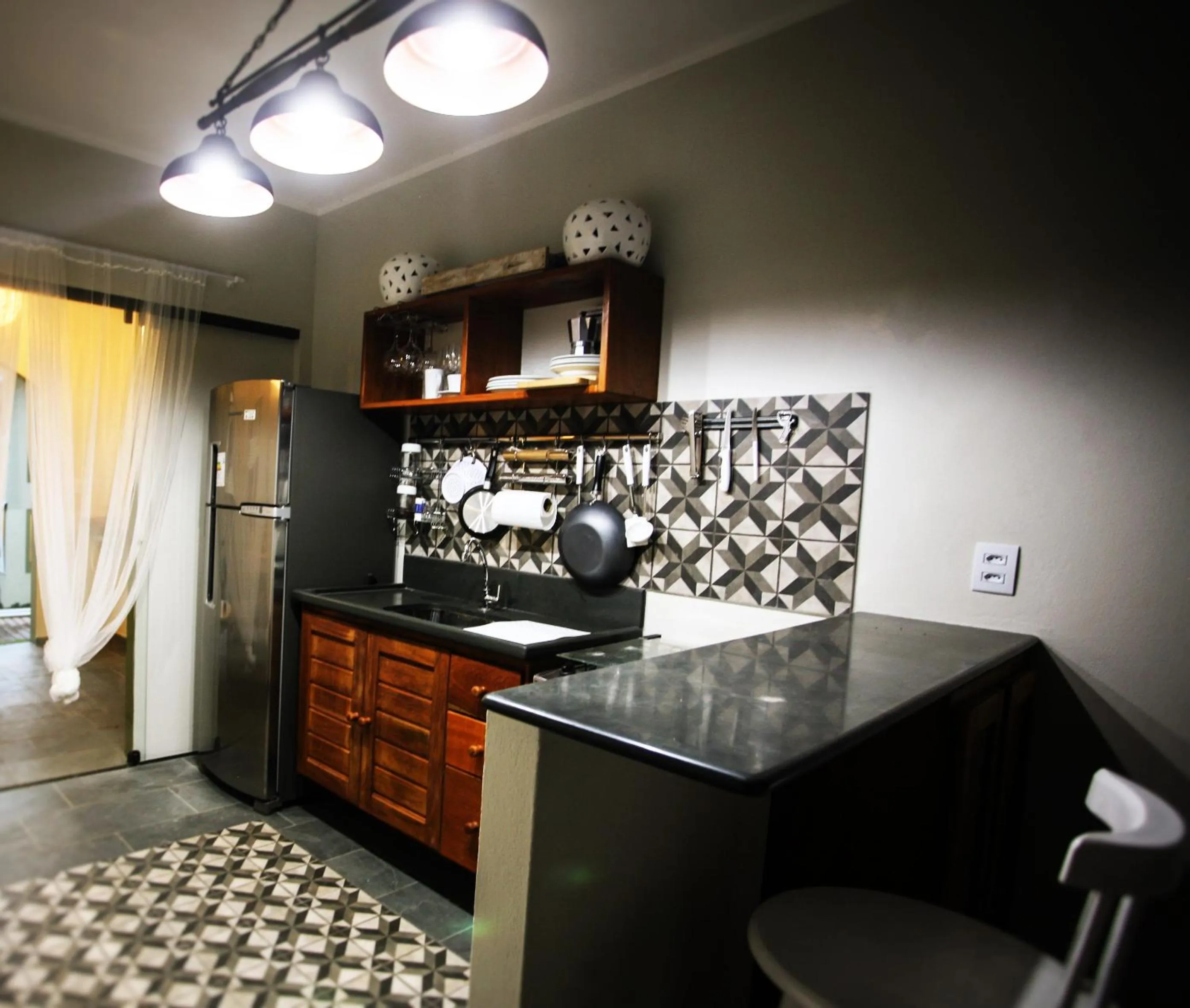 Kitchen or kitchenette in Flor da Mata