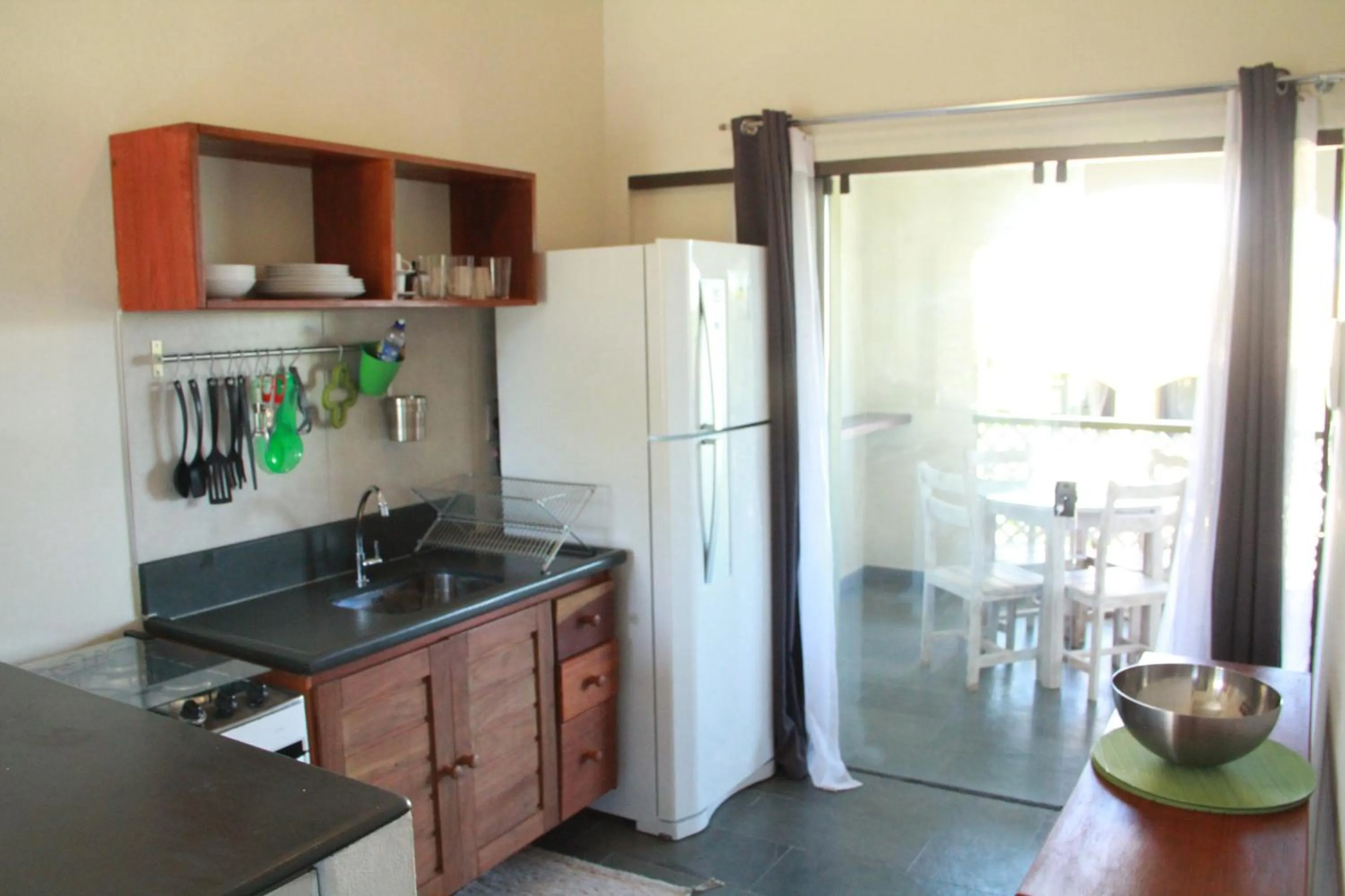 Kitchen or kitchenette in Flor da Mata