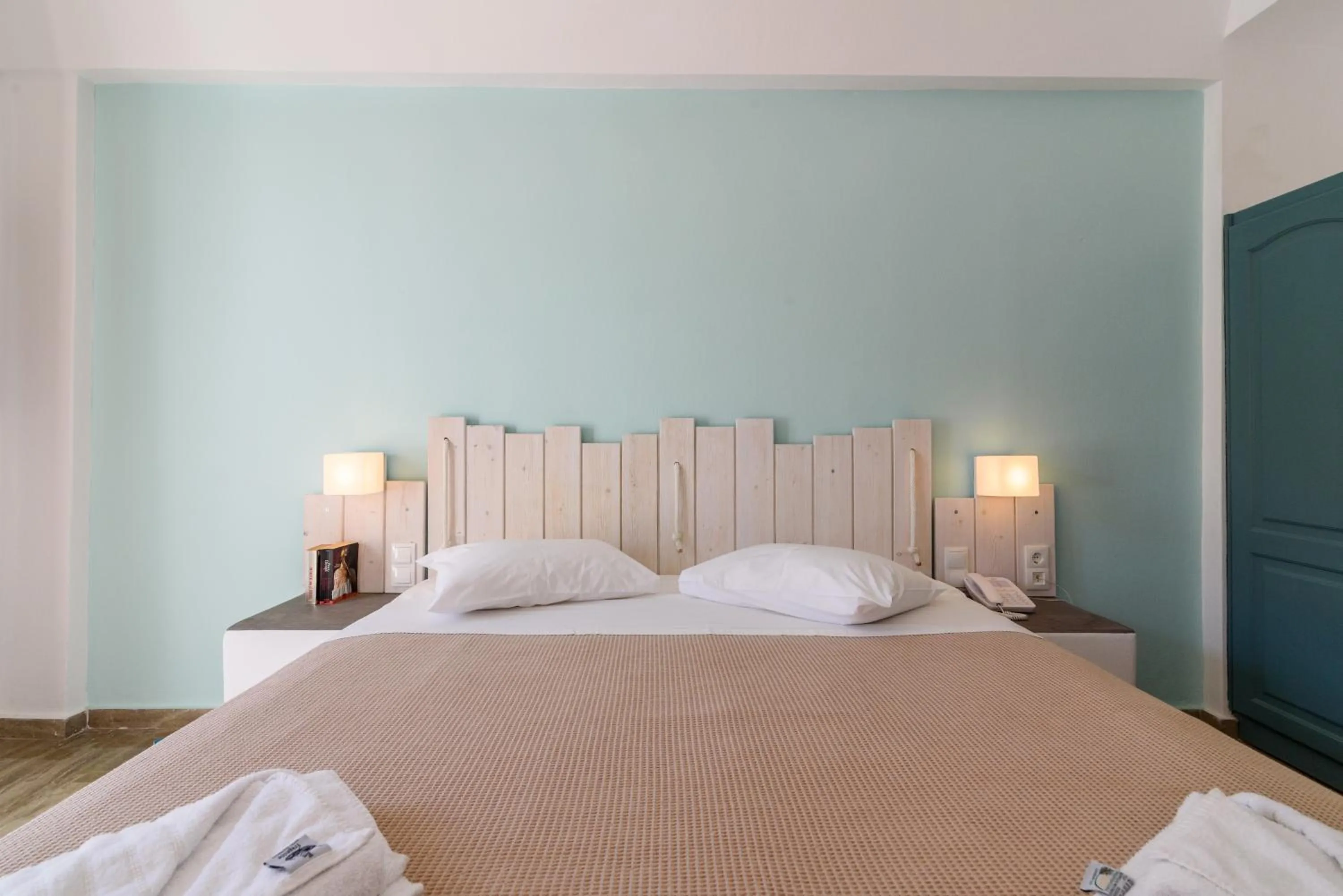 Bedroom, Bed in Iris Boutique Hotel