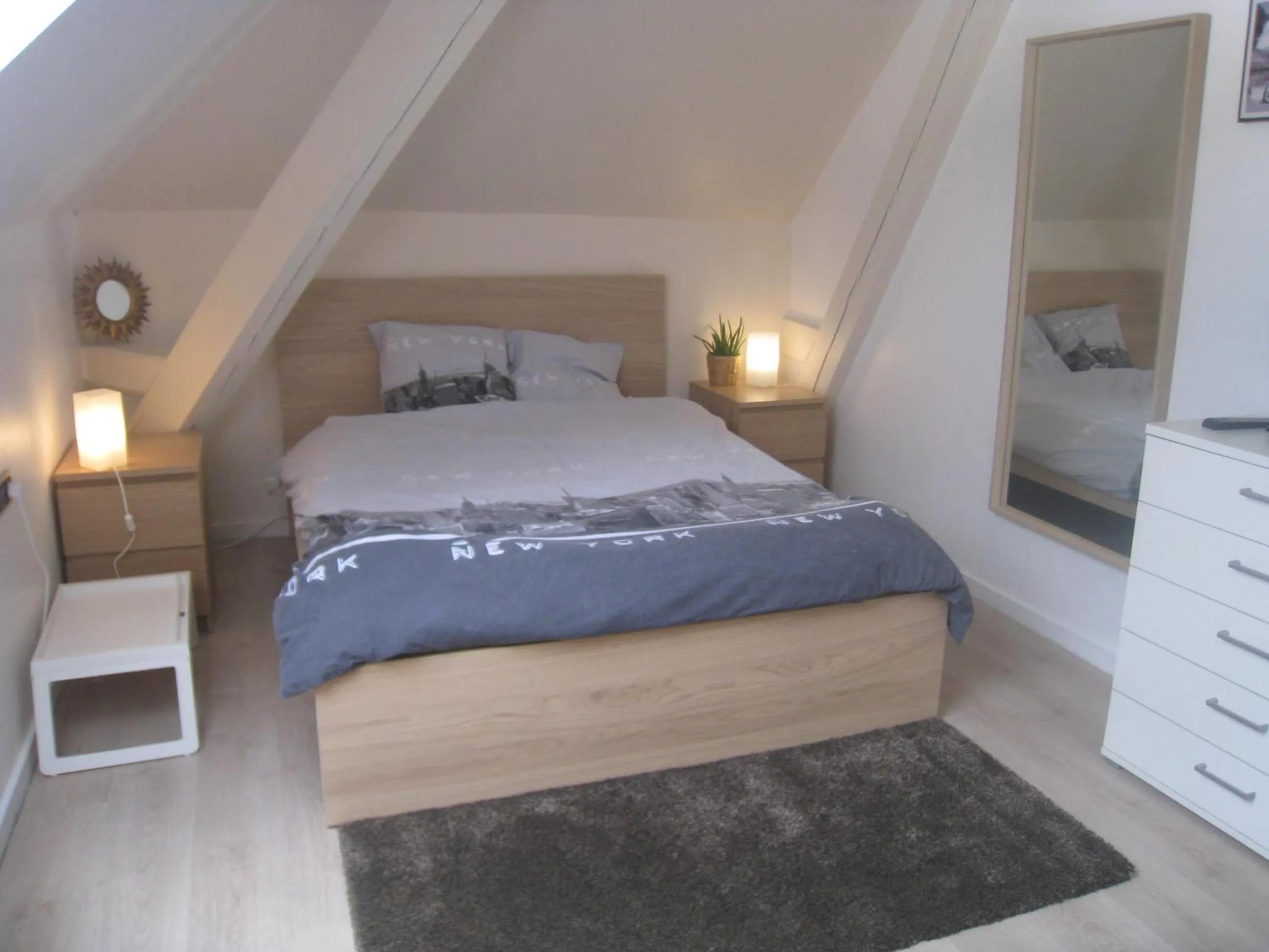 Photo of the whole room, Bed in Chambres Privatives Chez l'Habitant