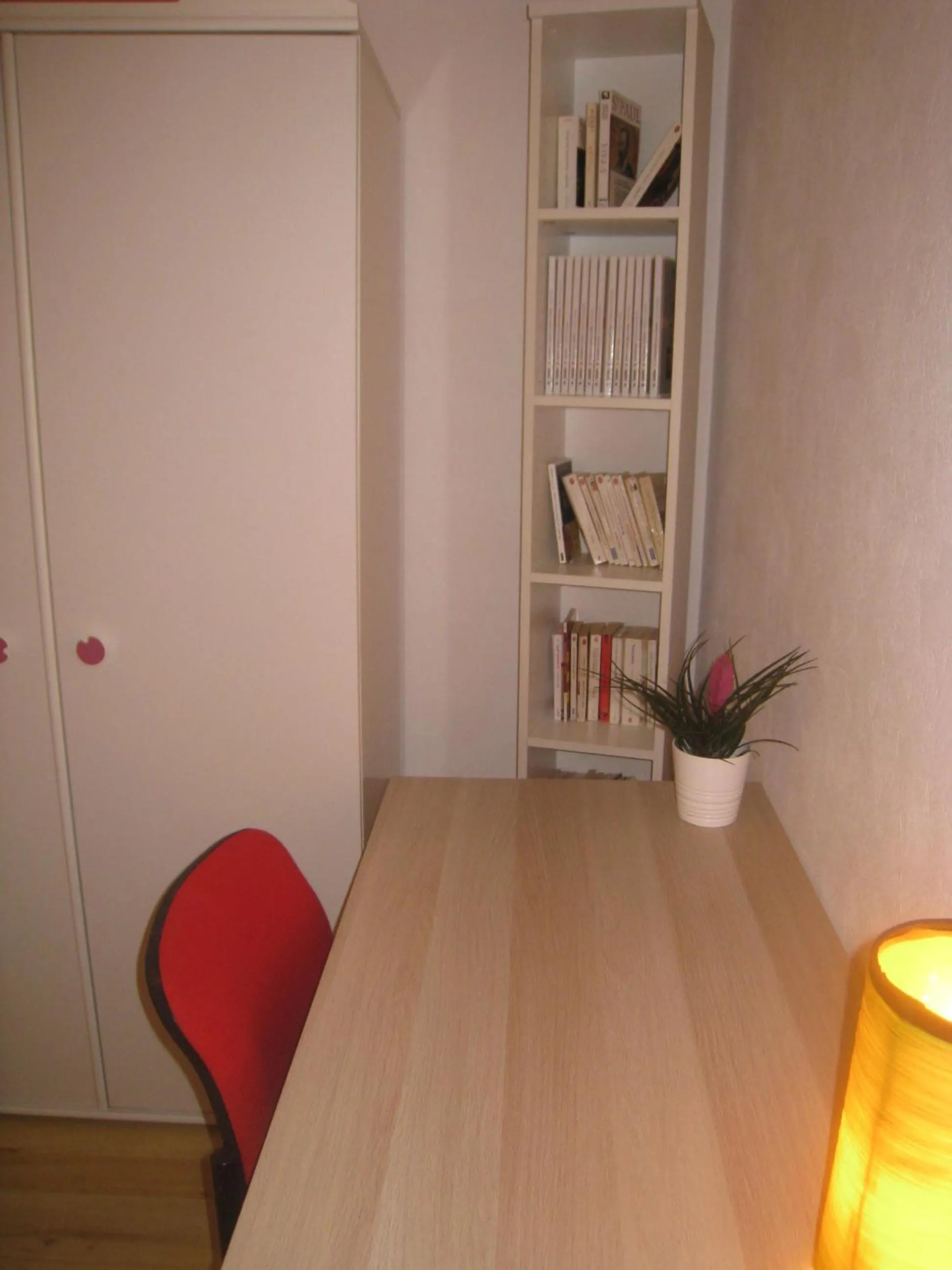 Seating area in Chambres Privatives Chez l'Habitant