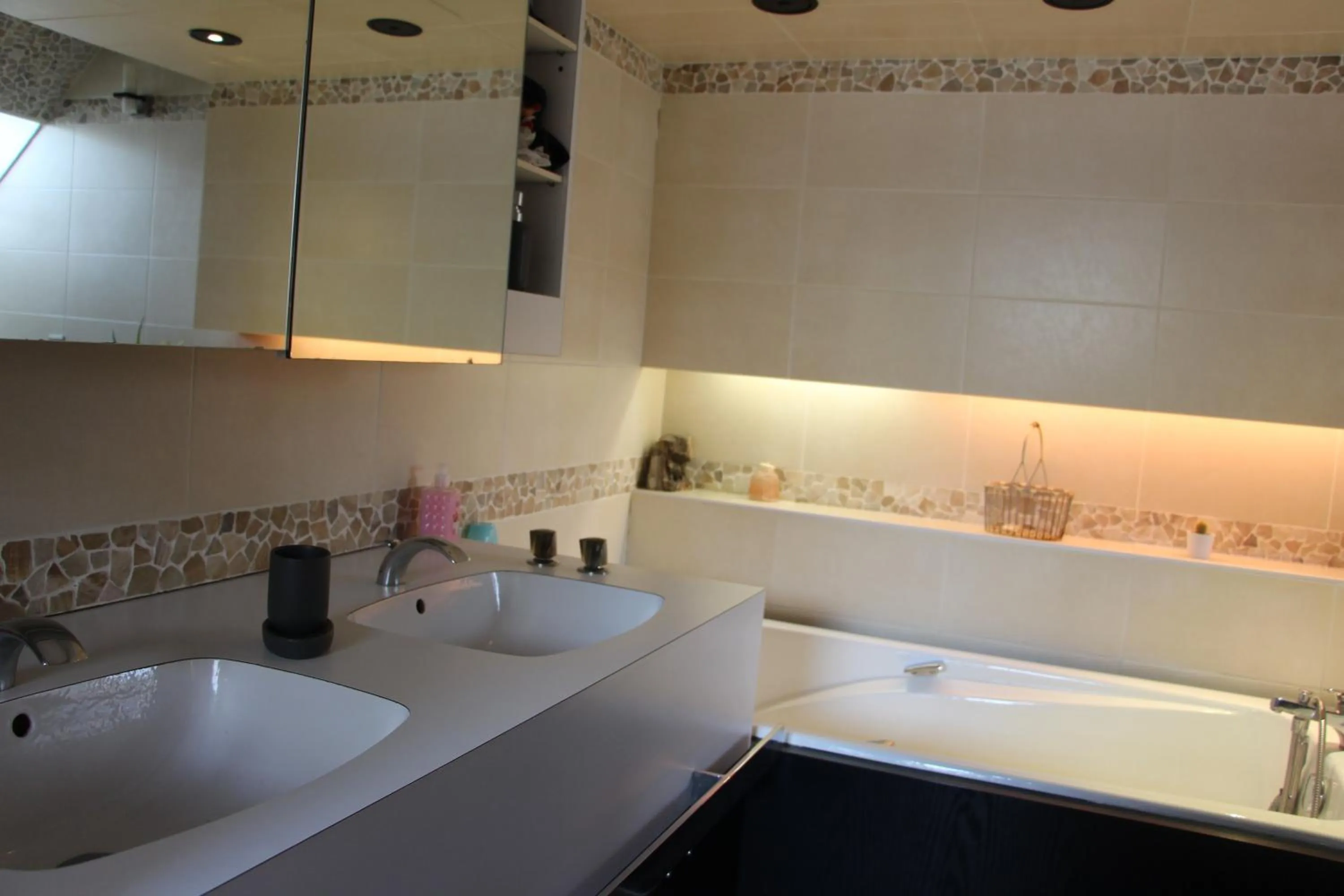 Bathroom in Chambres Privatives Chez l'Habitant