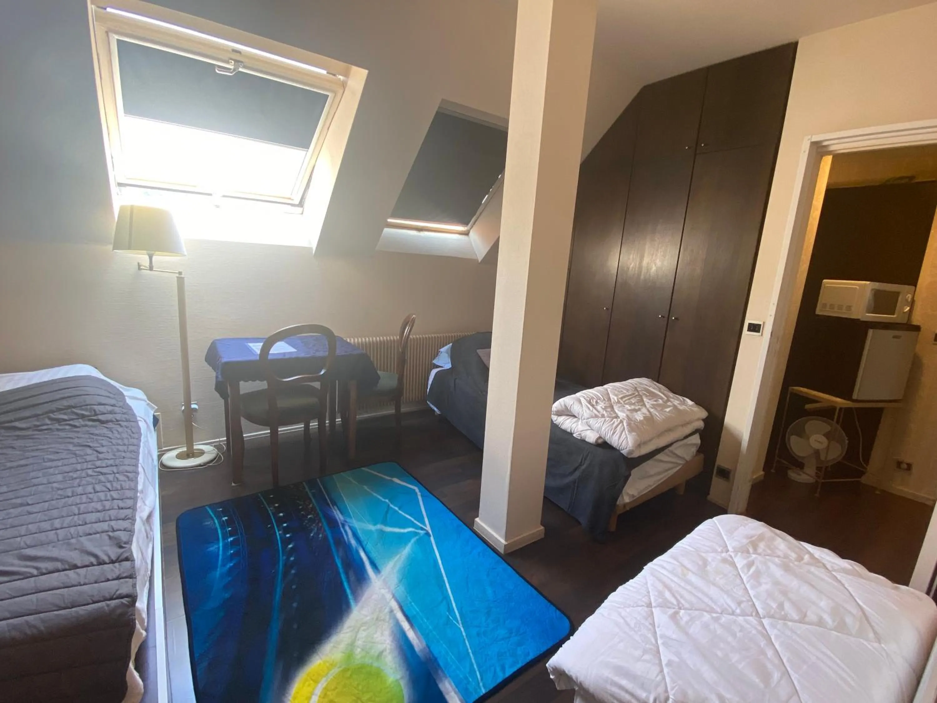 Bed in Chambres Privatives Chez l'Habitant