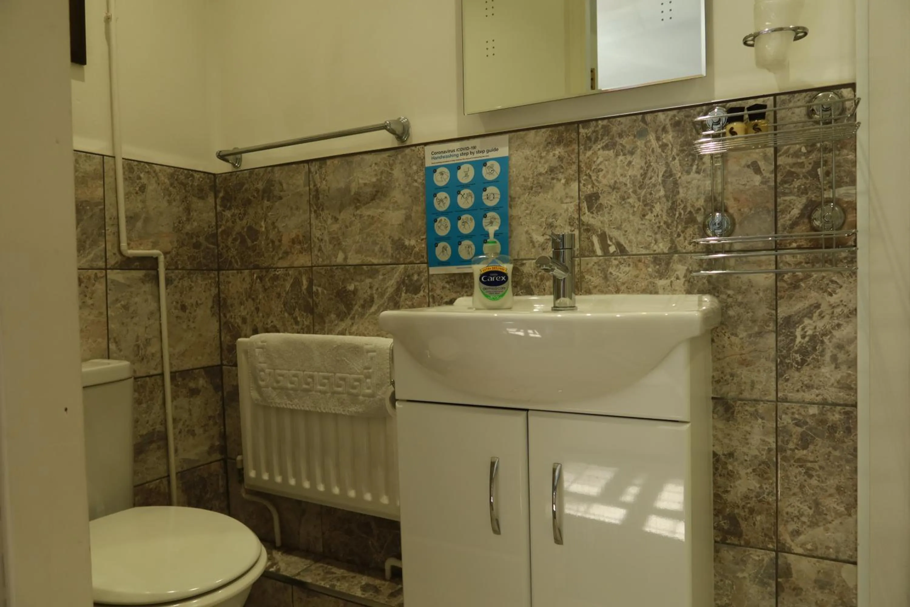 Bathroom in Avonlea Guest House