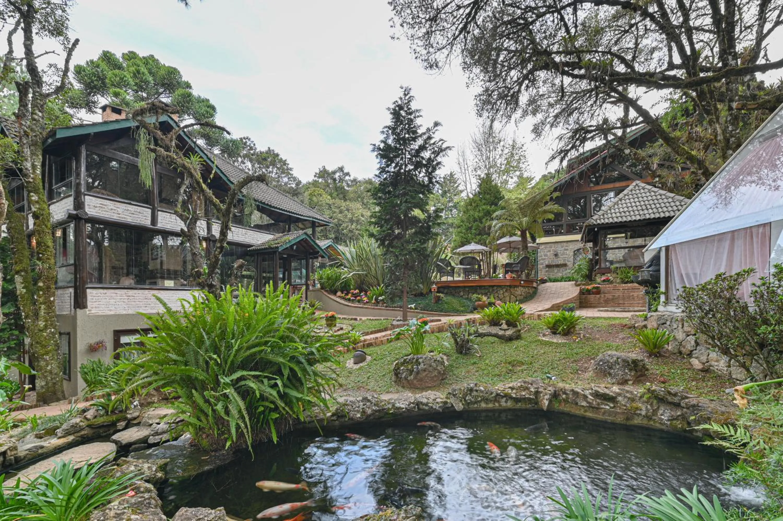 Lake view in Pousada & Spa Cantos e Contos