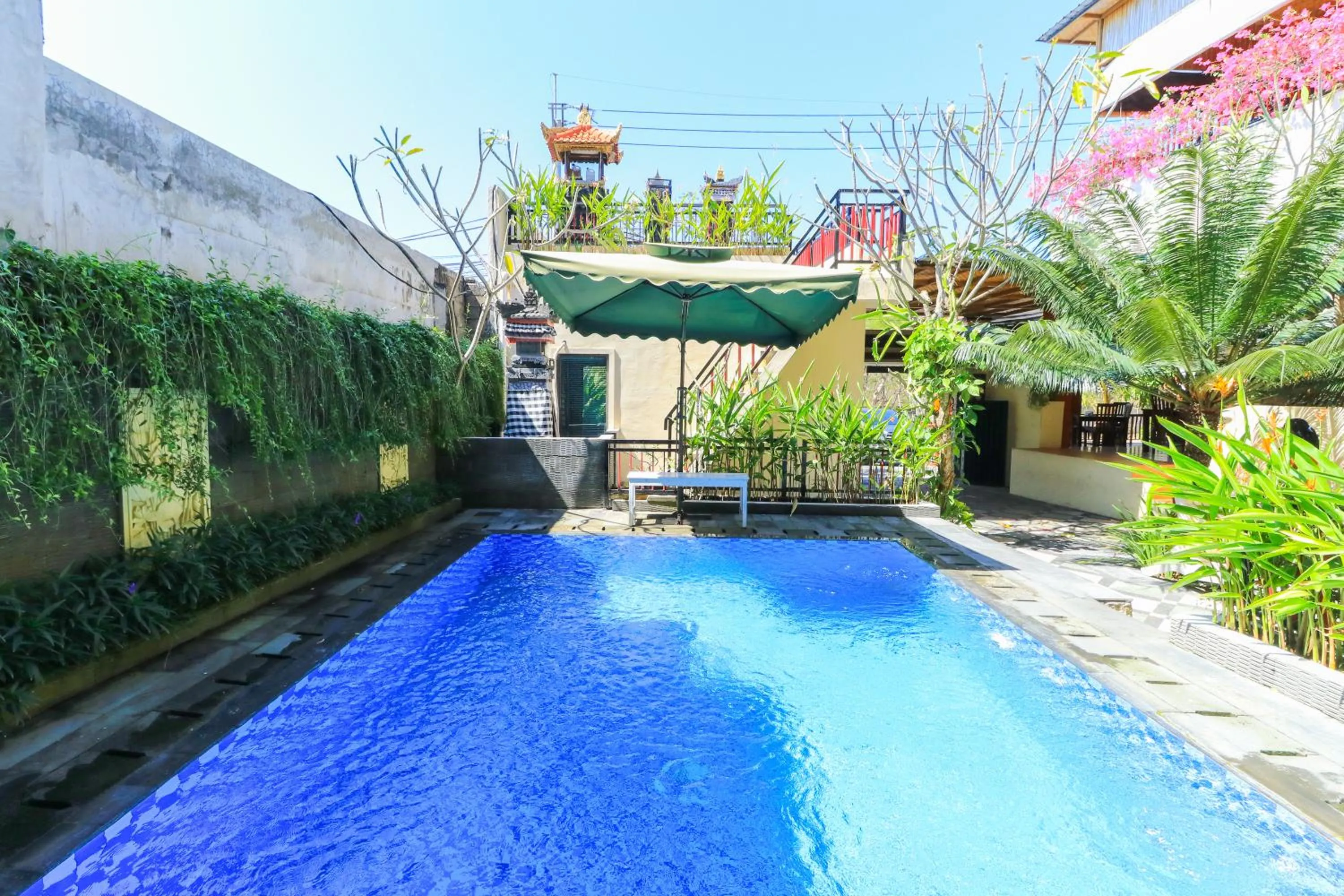 Swimming pool in Rantun's Place Nusa Dua