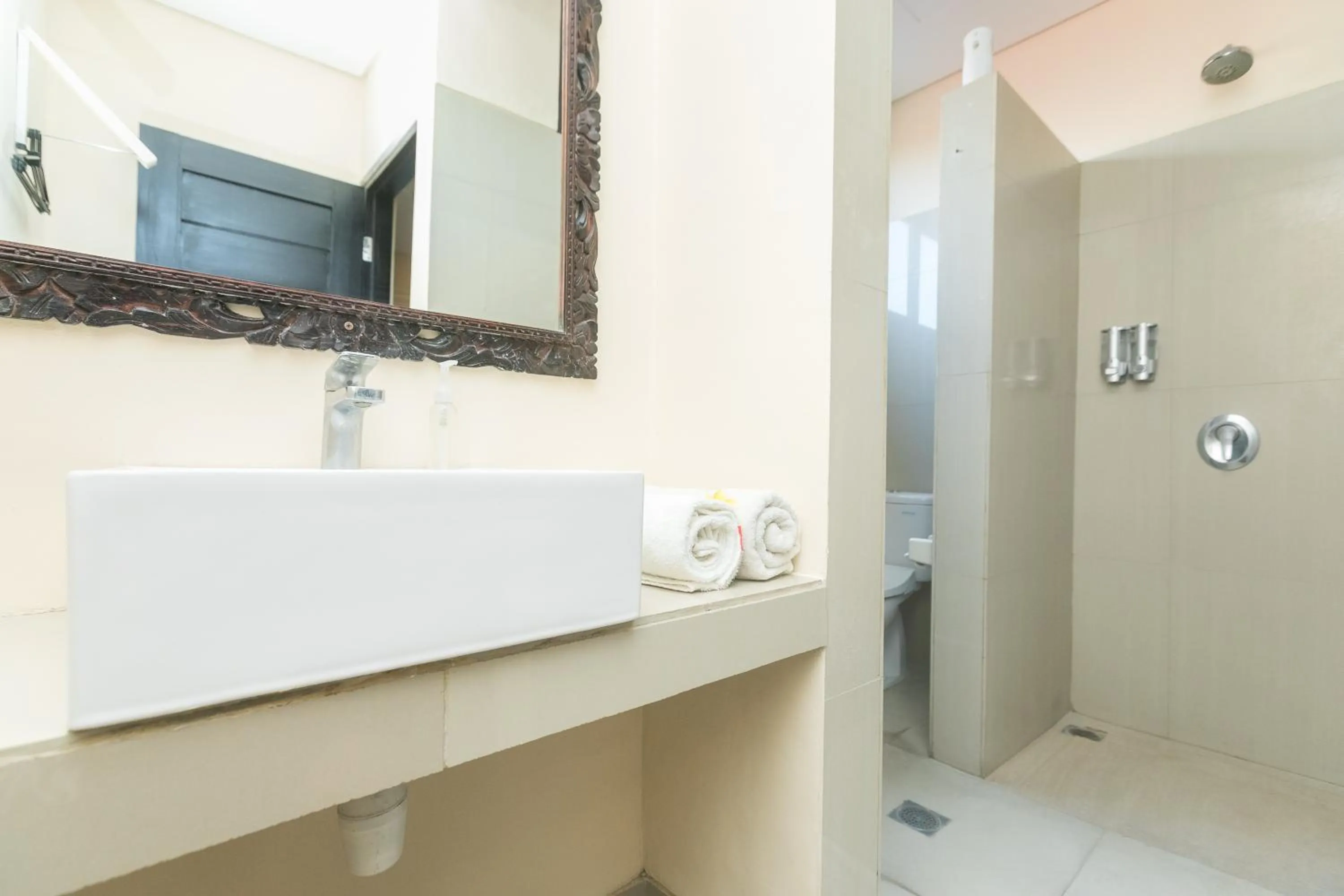 Bathroom in Rantun's Place Nusa Dua