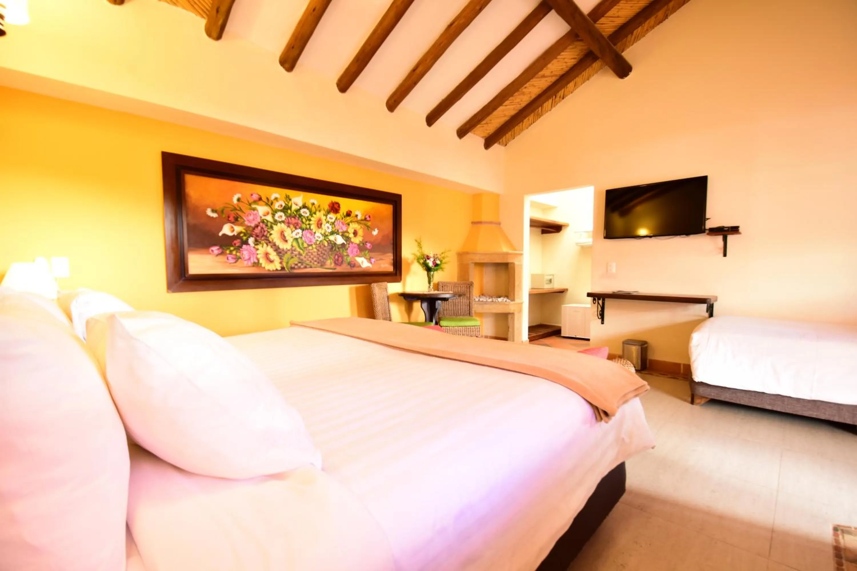 Bed in Hotel Campanario de la Villa