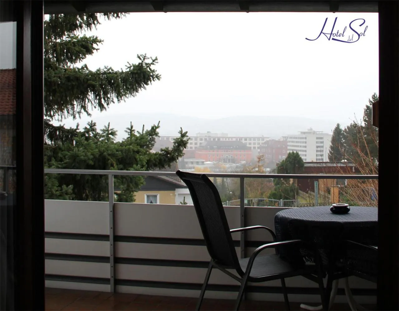 Photo of the whole room in Hotel Del Sol