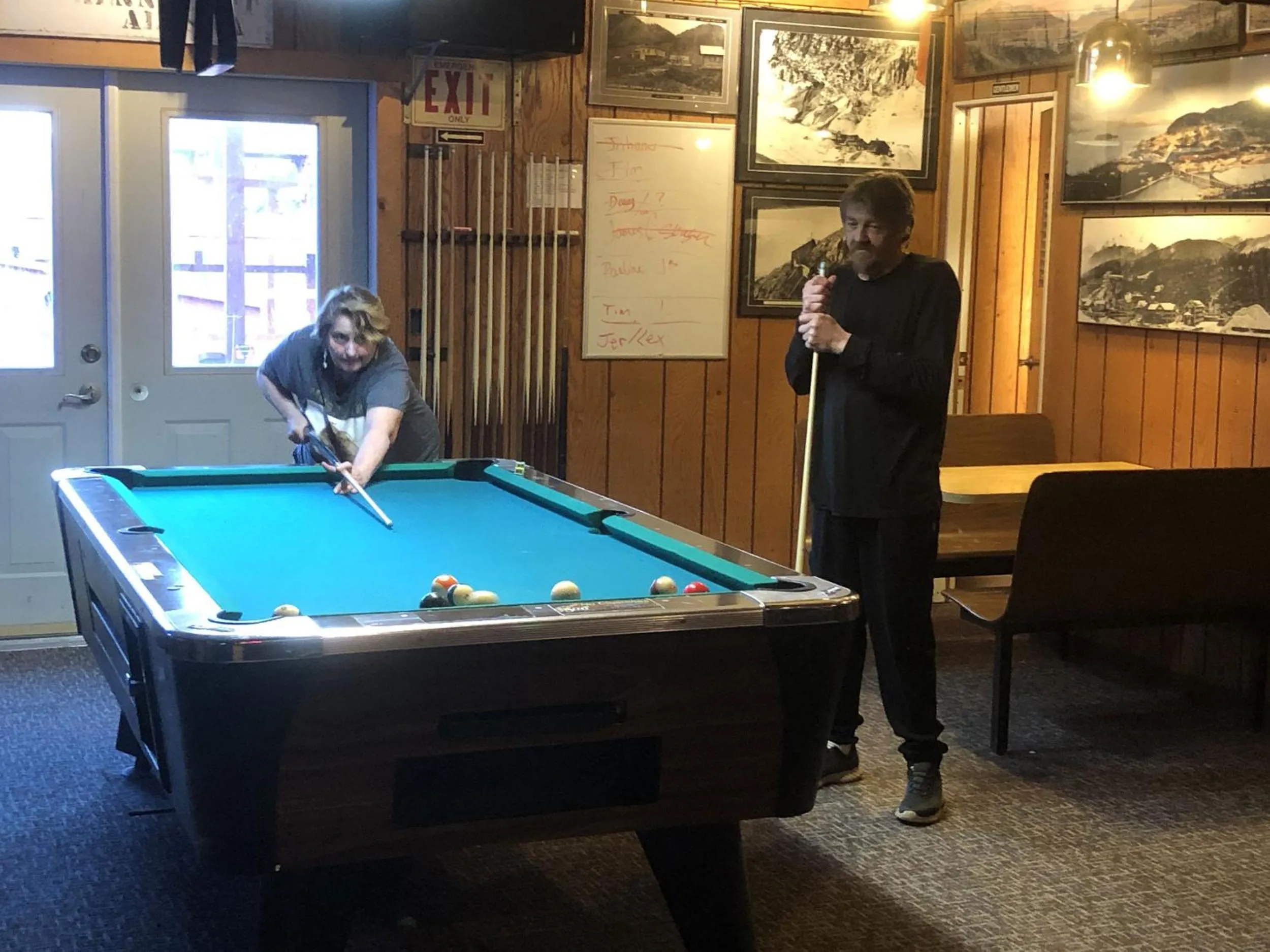 Lounge or bar in Uncle Nicolai's Inn B&B