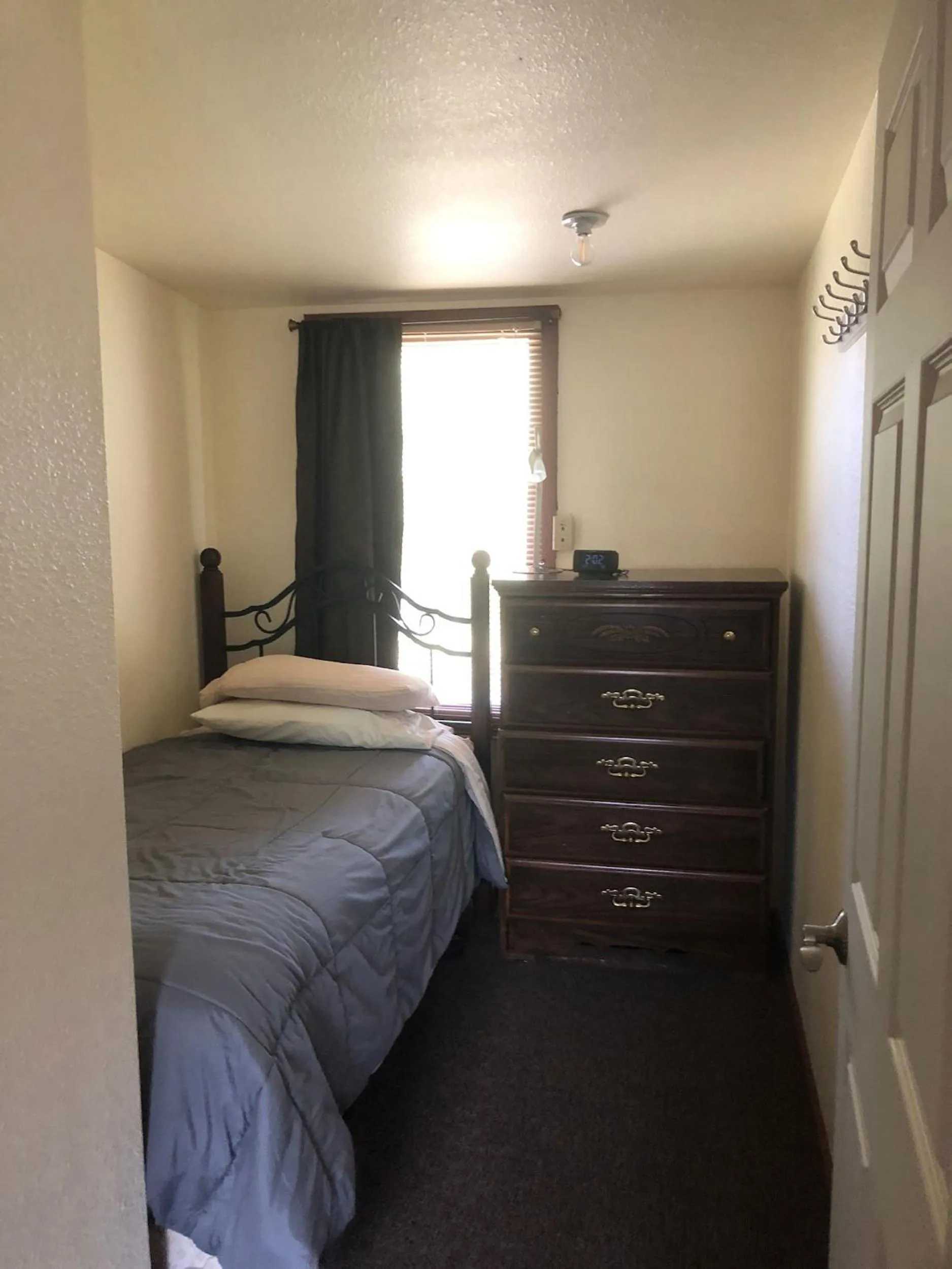 Bed in Uncle Nicolai's Inn B&B