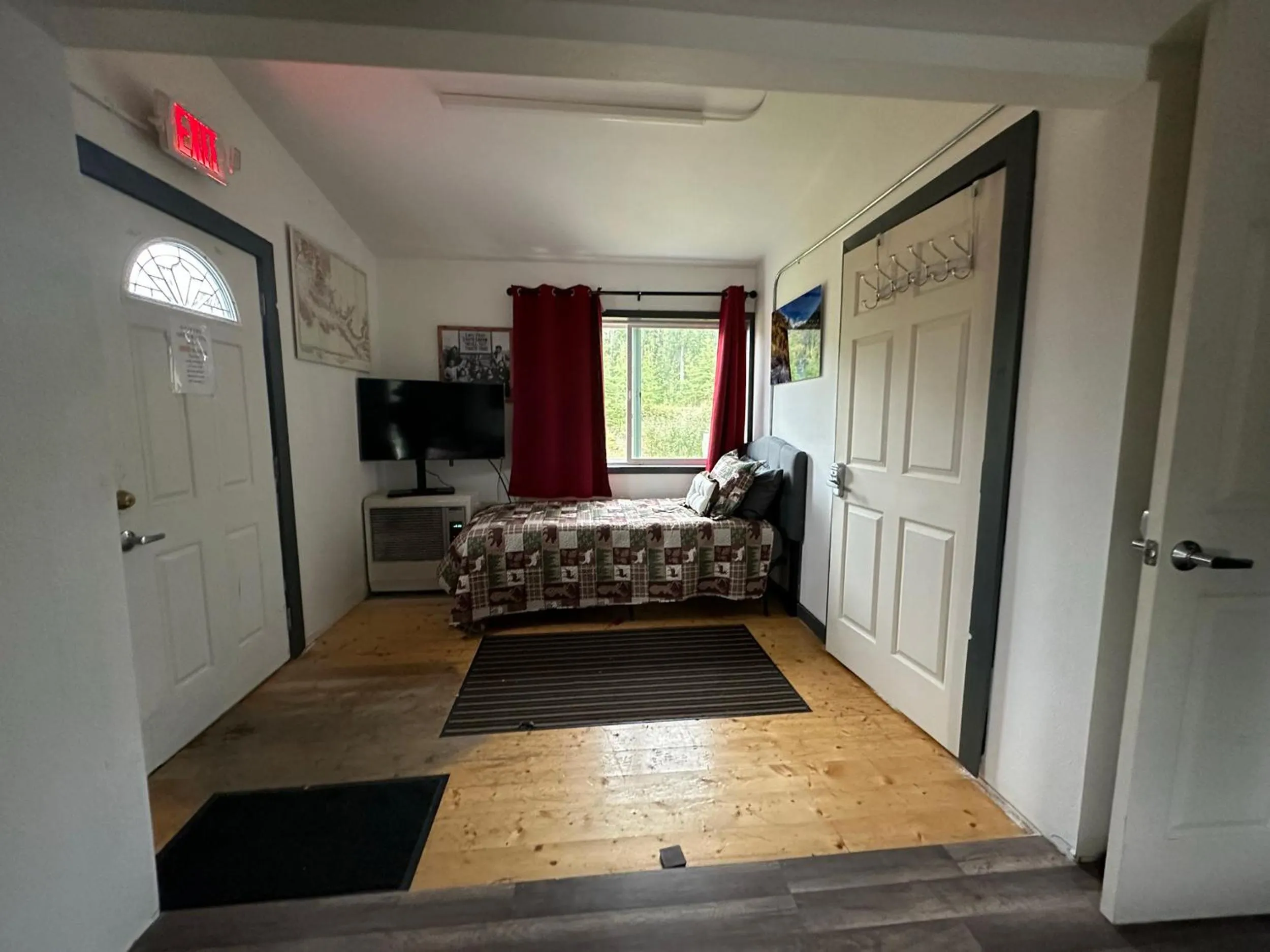 Bed in Uncle Nicolai's Inn B&B