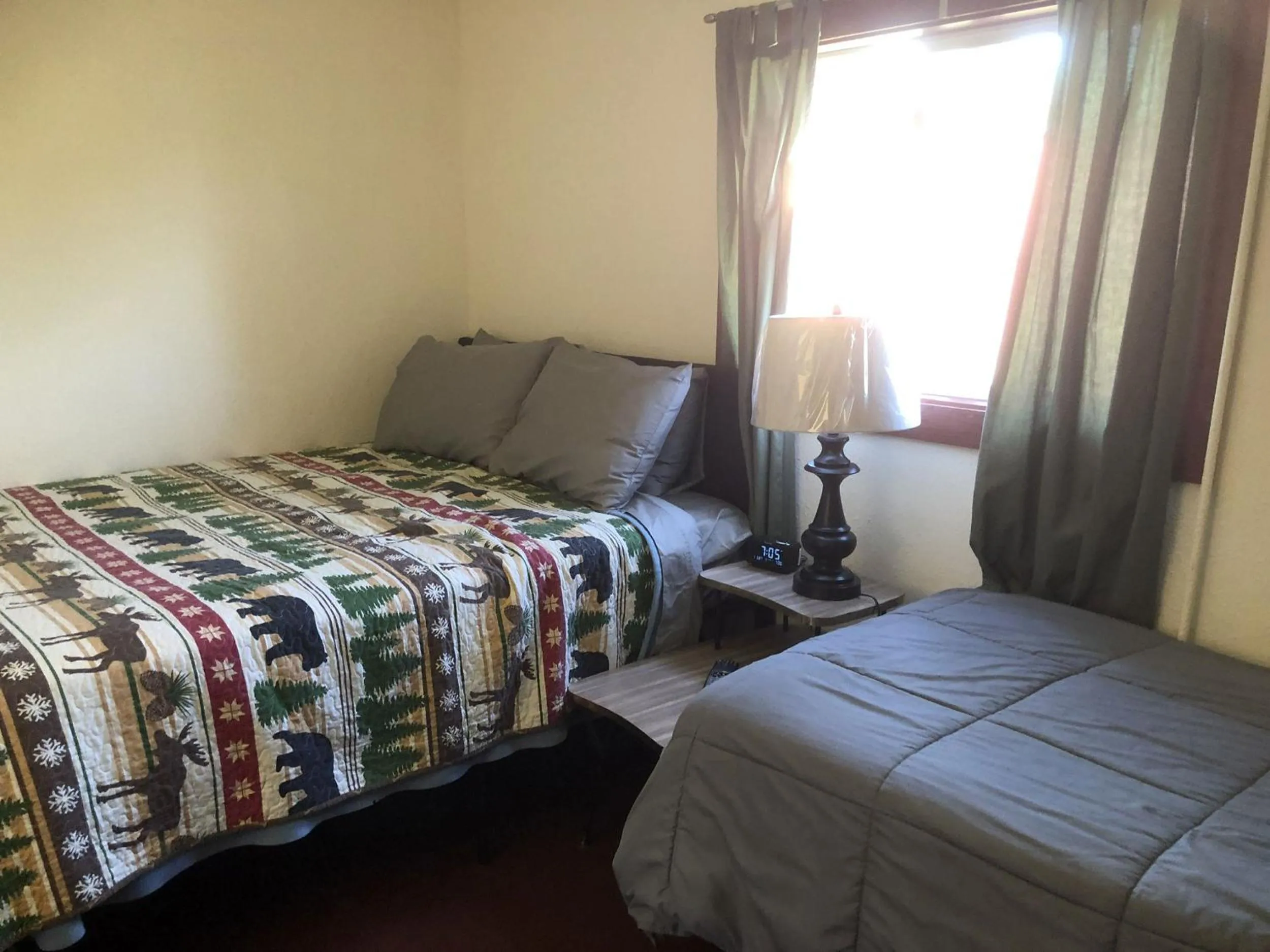 Bed in Uncle Nicolai's Inn B&B