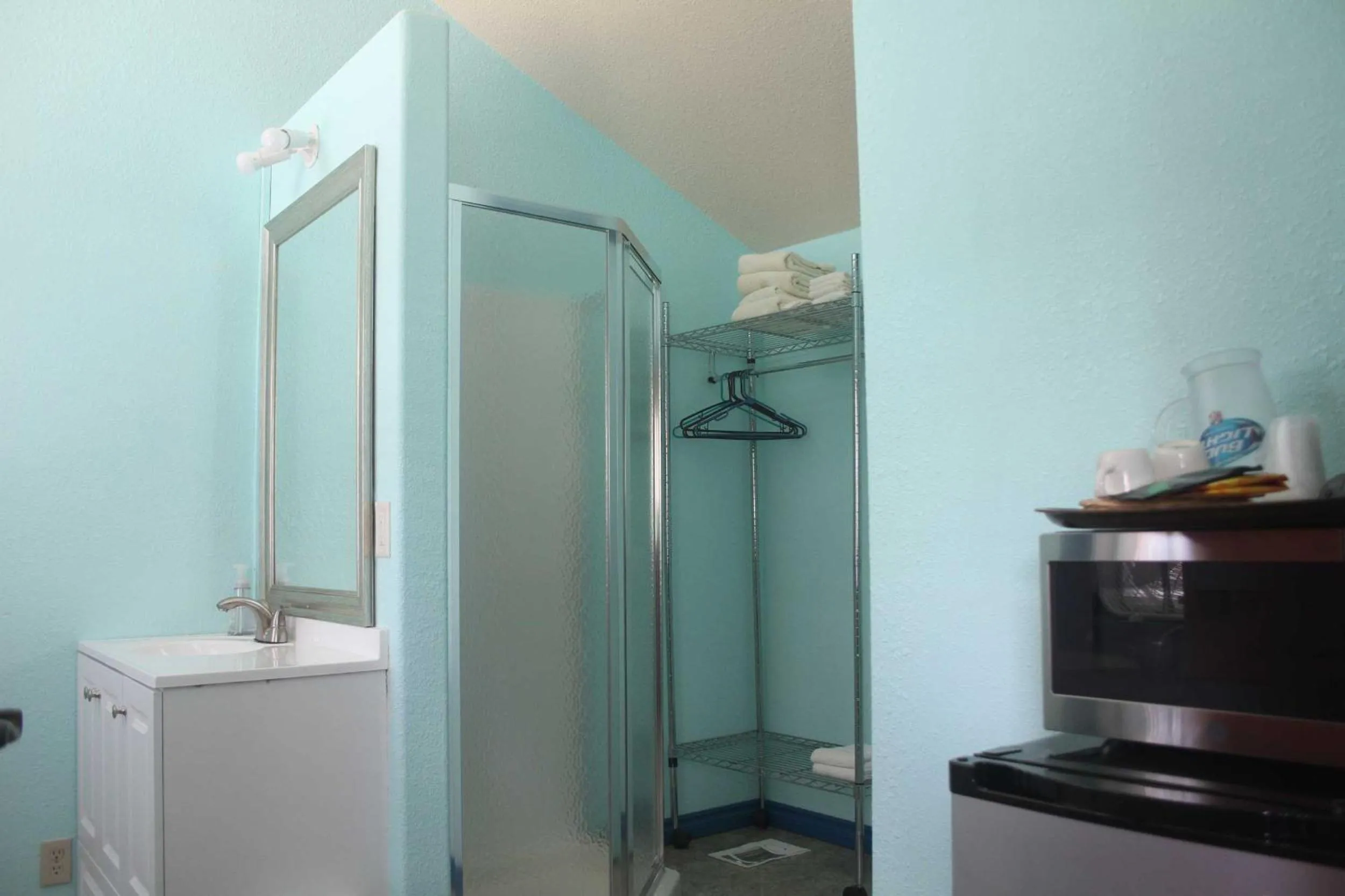 Uncle Nicolai's Inn B&B