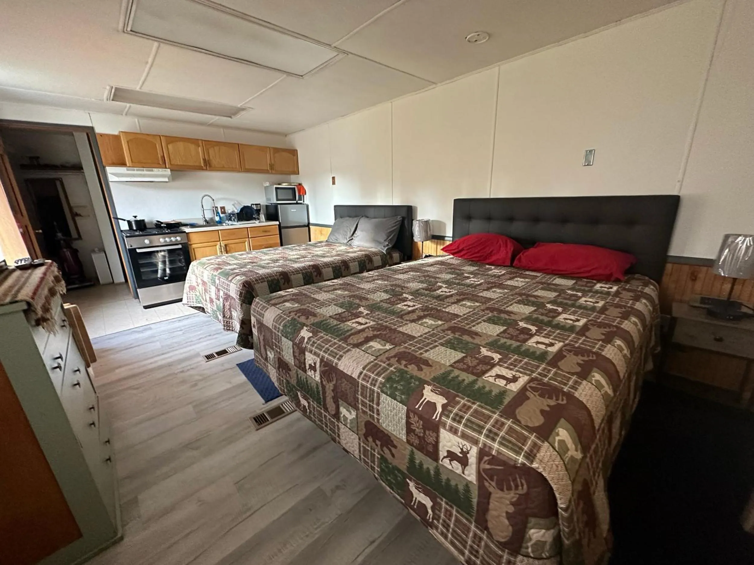 Bed in Uncle Nicolai's Inn B&B