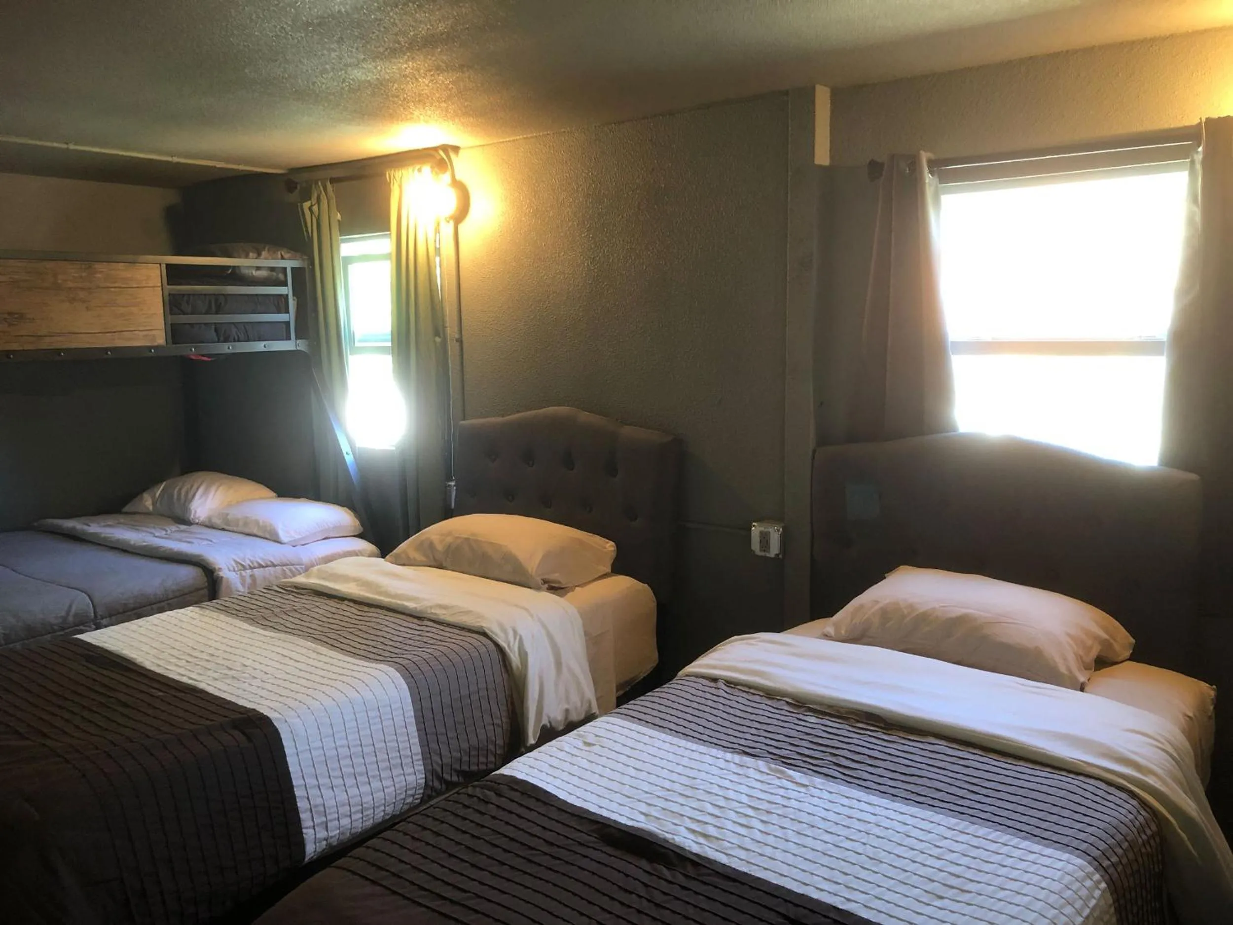 Bed in Uncle Nicolai's Inn B&B