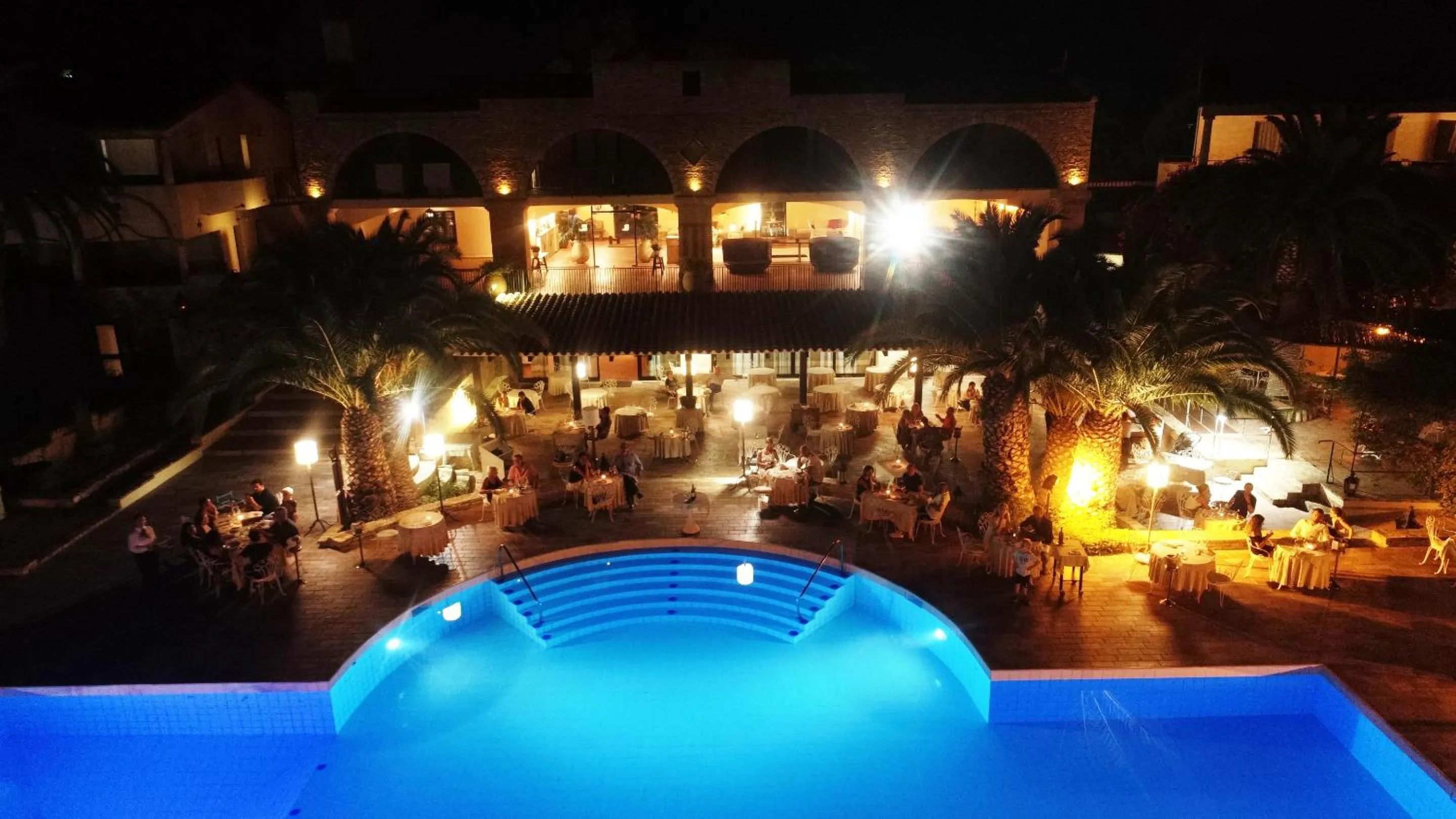 Property building in Hotel Costa dei Fiori