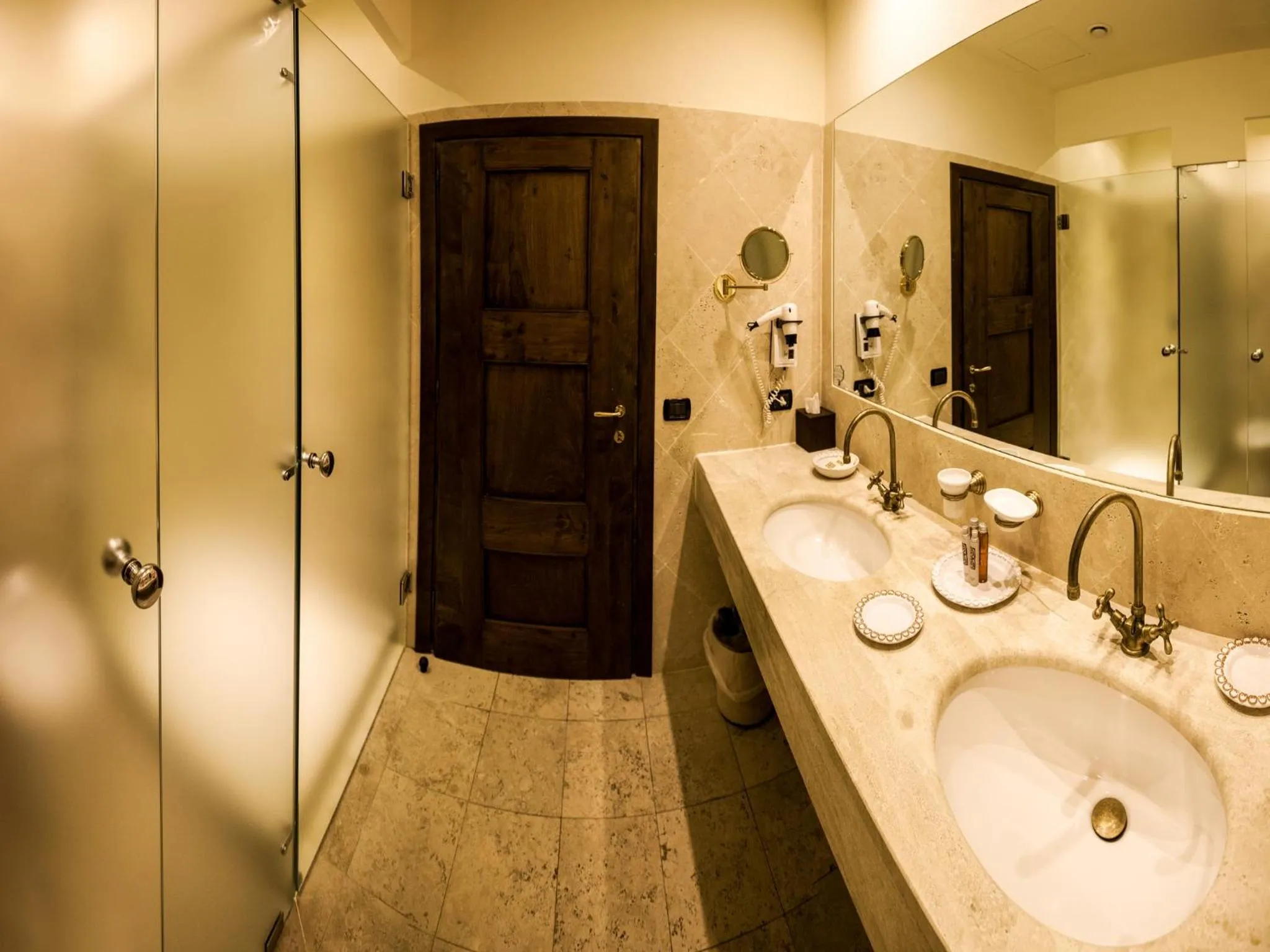 Bathroom in Hotel Costa dei Fiori