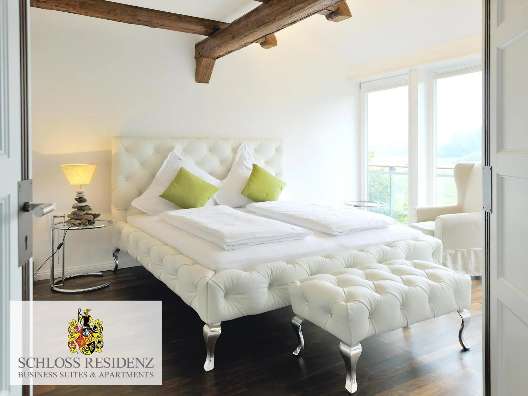 Bed in SCHLOSSRESIDENZ - Boutique Apartments & Hotel Suiten