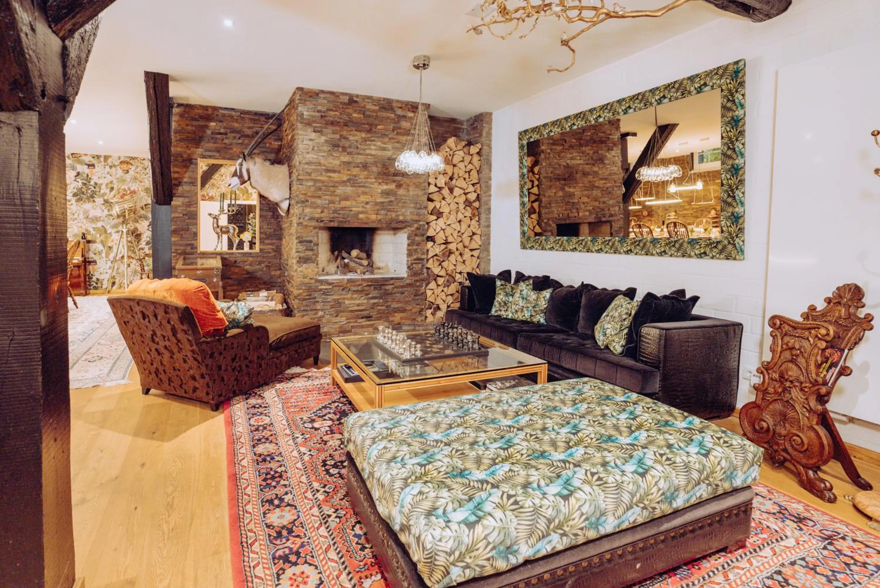 TV and multimedia, Bed in SCHLOSSRESIDENZ - Boutique Apartments & Hotel Suiten