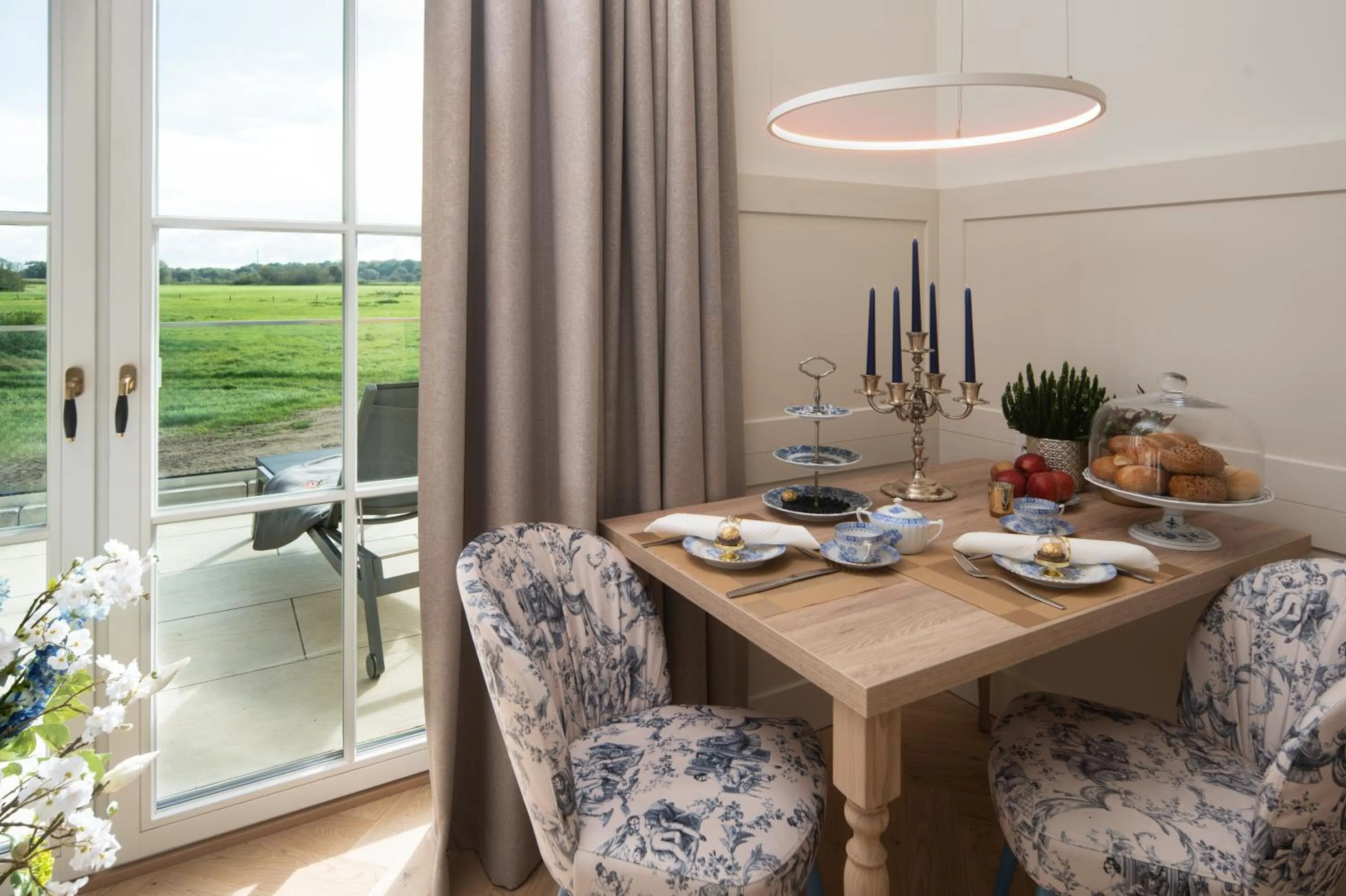 Dining area in SCHLOSSRESIDENZ - Boutique Apartments & Hotel Suiten