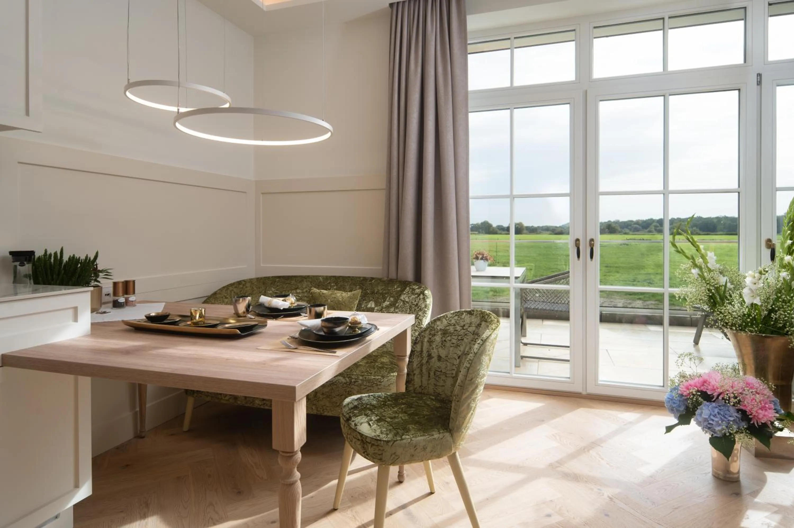 Dining area in SCHLOSSRESIDENZ - Boutique Apartments & Hotel Suiten
