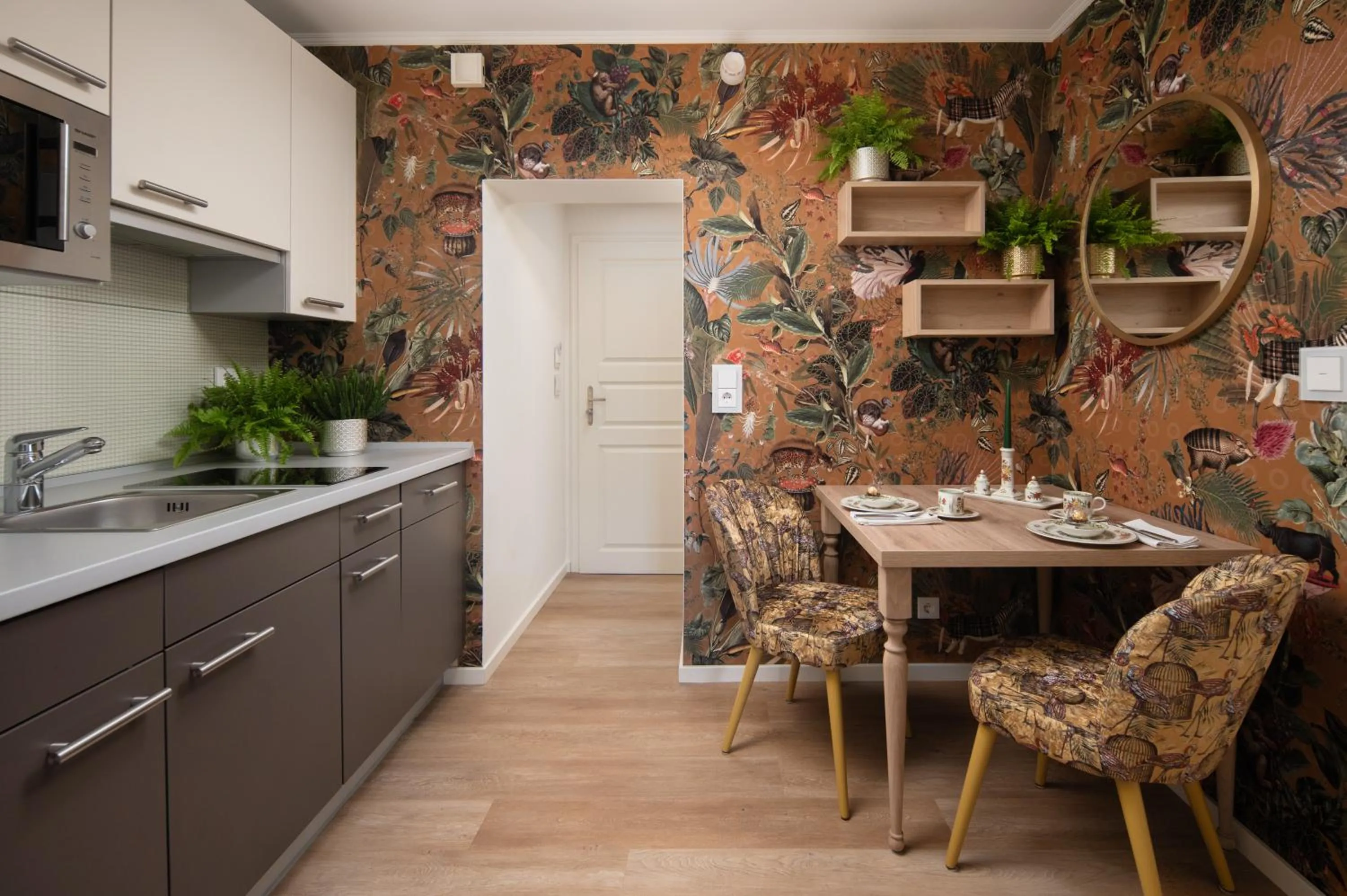 Kitchen or kitchenette in SCHLOSSRESIDENZ - Boutique Apartments & Hotel Suiten